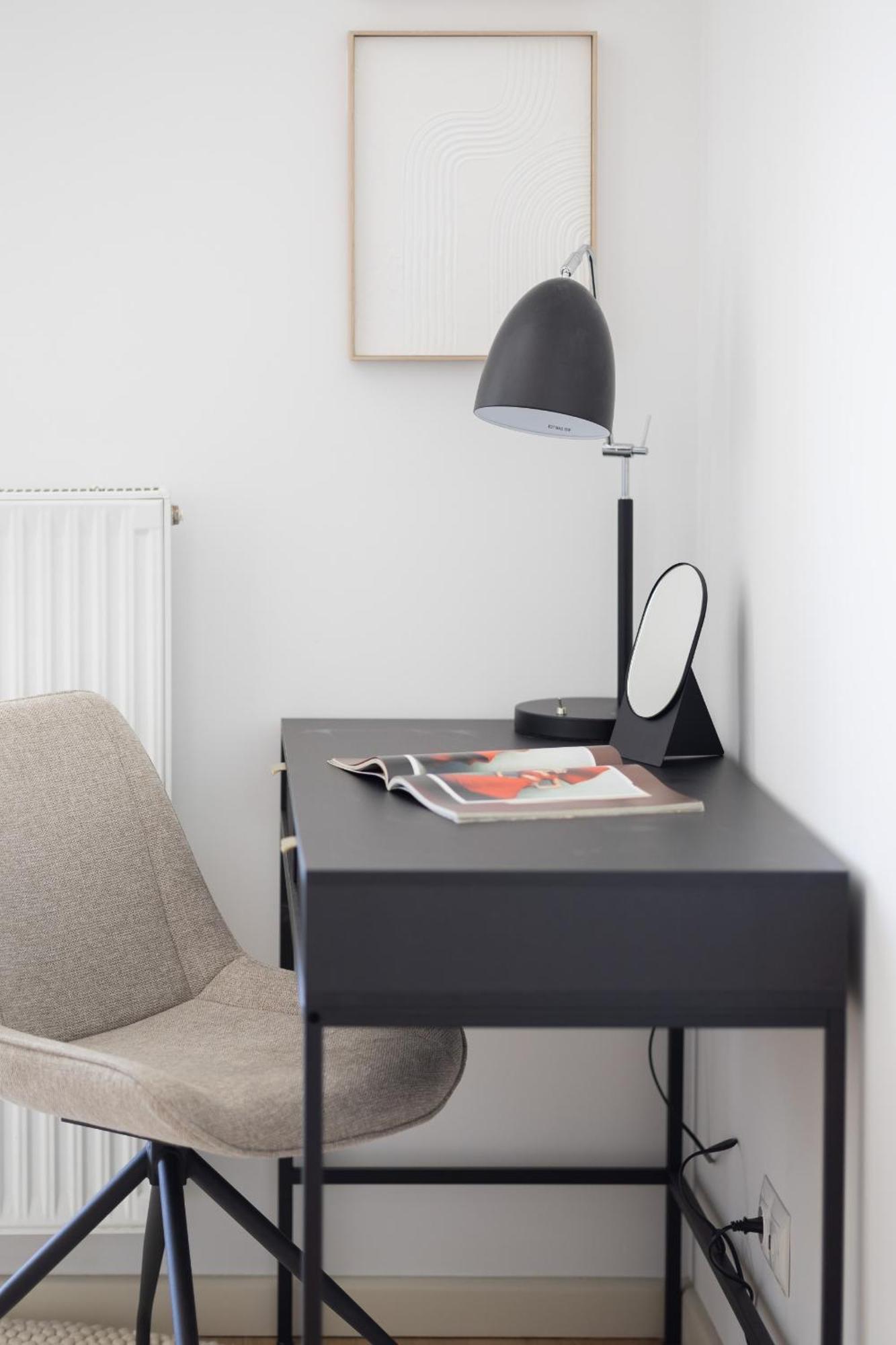 Luxury Four Bedroom With Parking & Balcony In Mokotow By Renters Prestige Apartment Warsaw