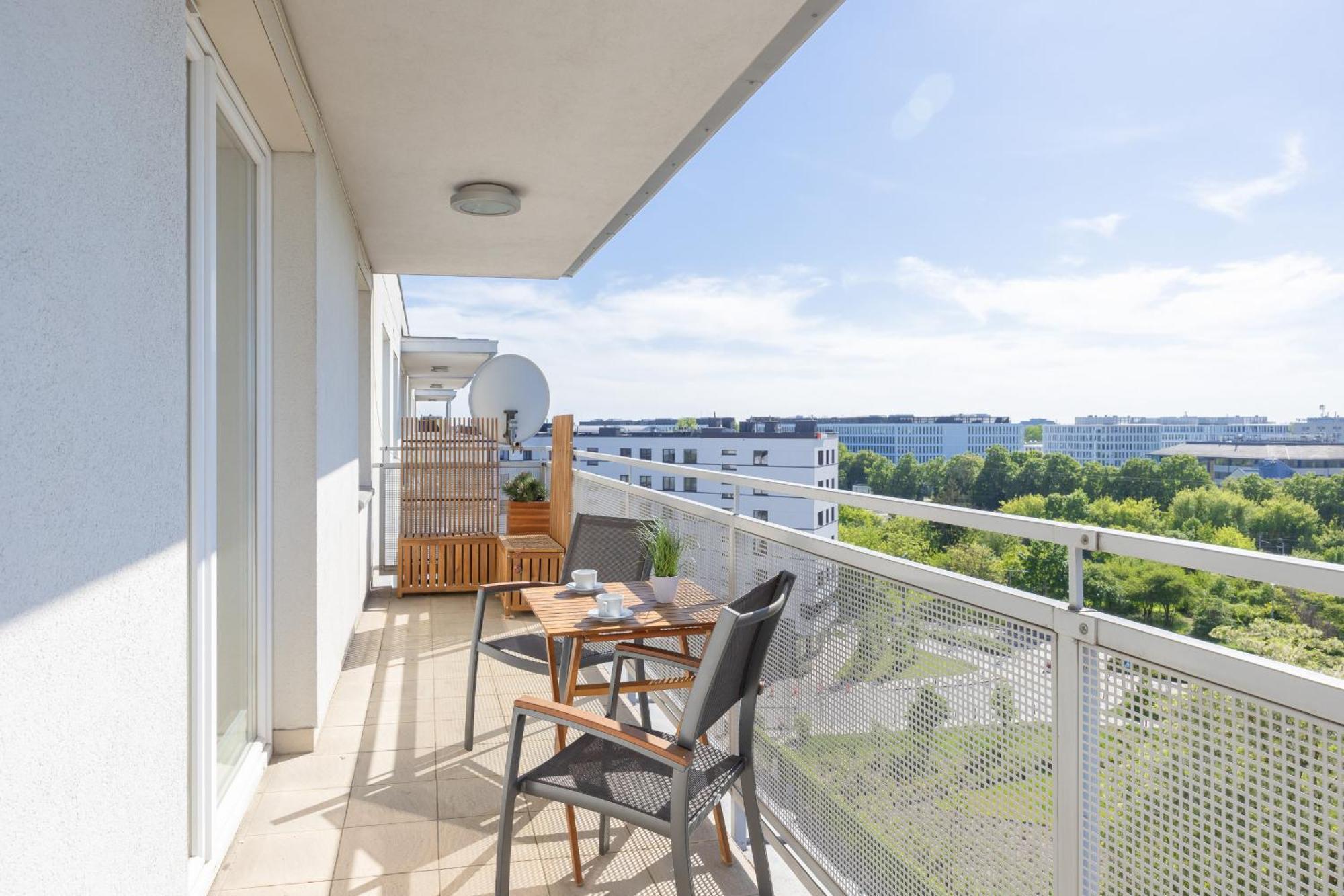 Apartment Luxury Four Bedroom With Parking & Balcony In Mokotow By Renters Prestige Warsaw