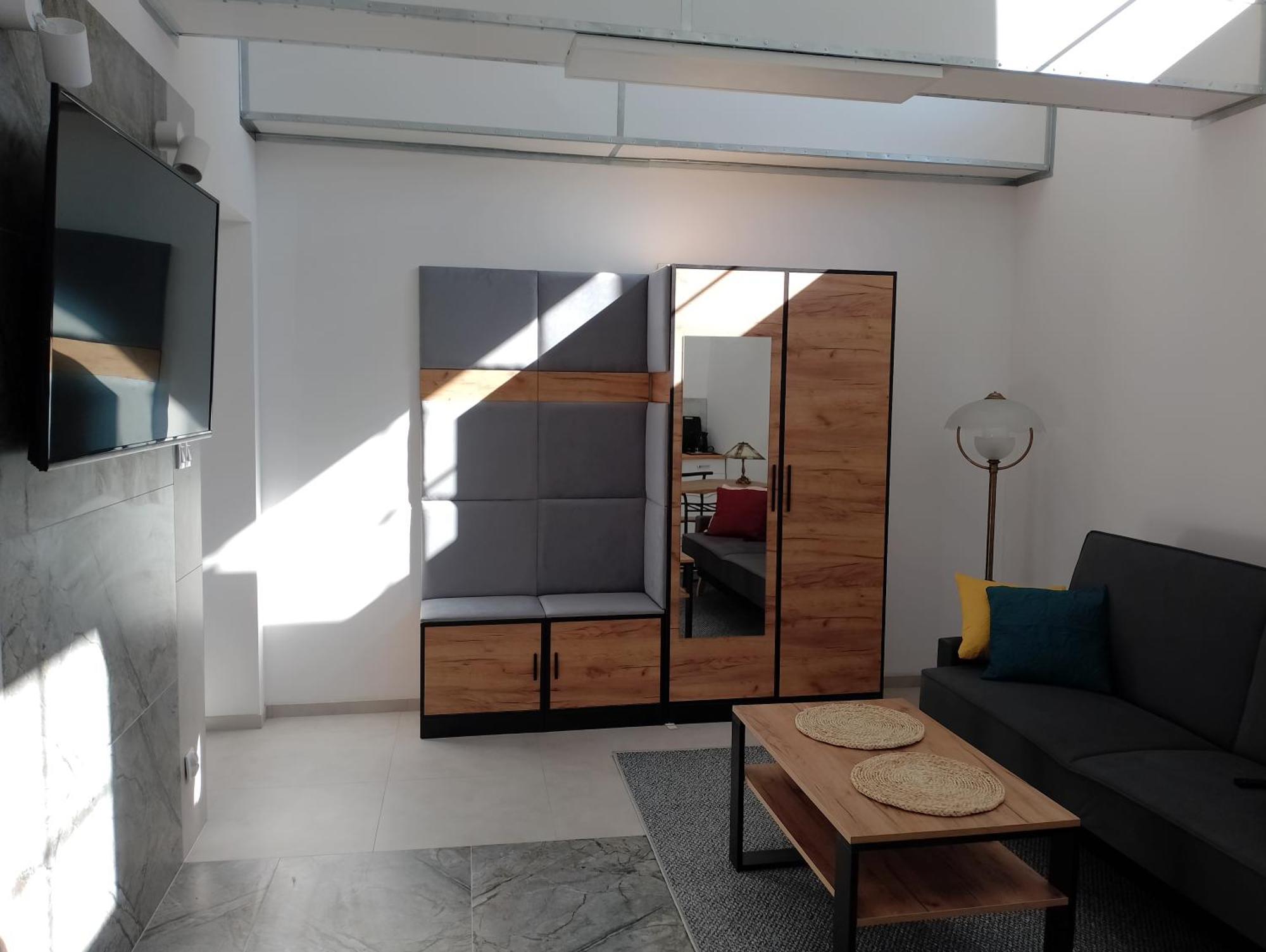 Guest house Z Aneksem Kuchennym Z 1 Sypialnia *