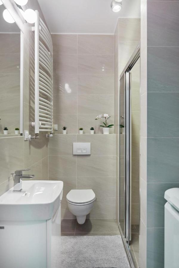 Apartment Siedmiogrodzka P&o Serviced Warsaw