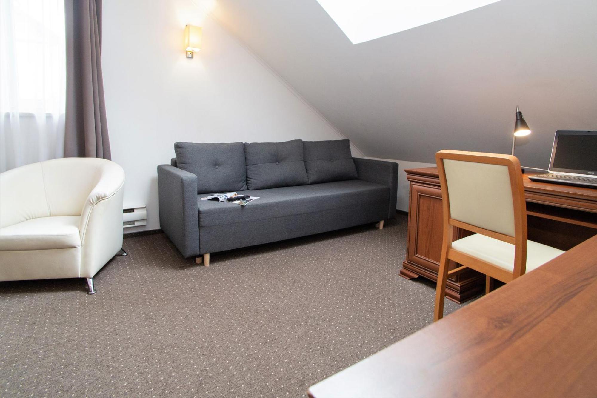 - Wilanow Aparthotel