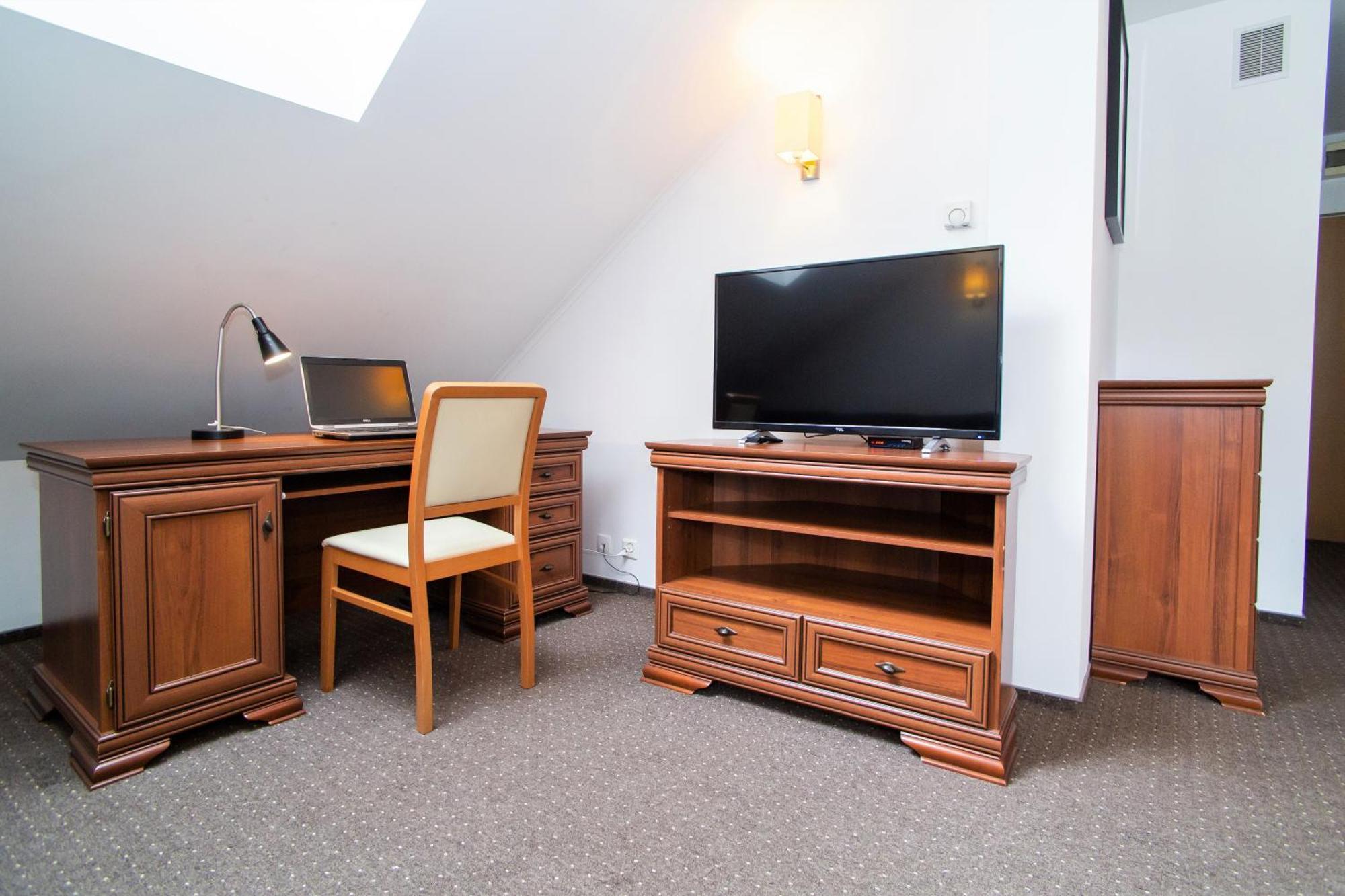 - Wilanow Aparthotel