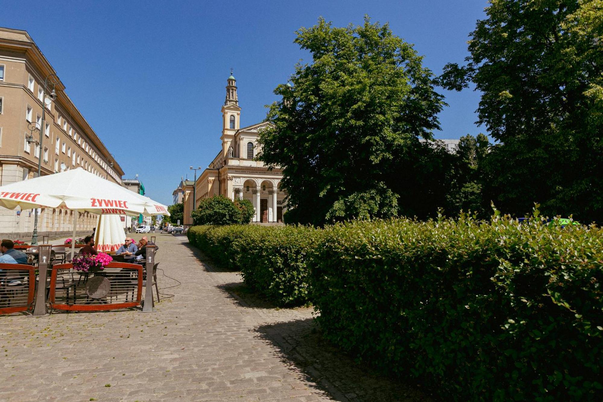 Apartament Chlodna 22a - Duzy Taras - Large Terrace - Bezplatny Parking - Free Parking - Better Warszawa