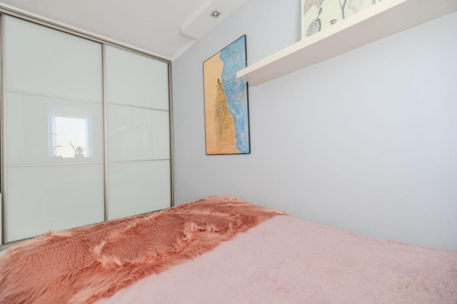 Zelazna Street Apartment