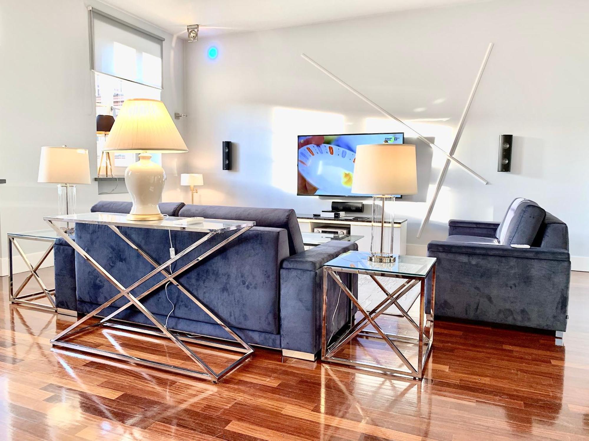 Aparthotel Mondrian Luxury & Market Square Iv *