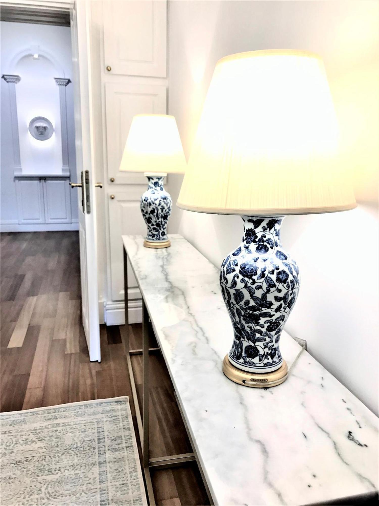 Mondrian Luxury & Market Square Iv Khách sạn hẻo lánh Warsaw