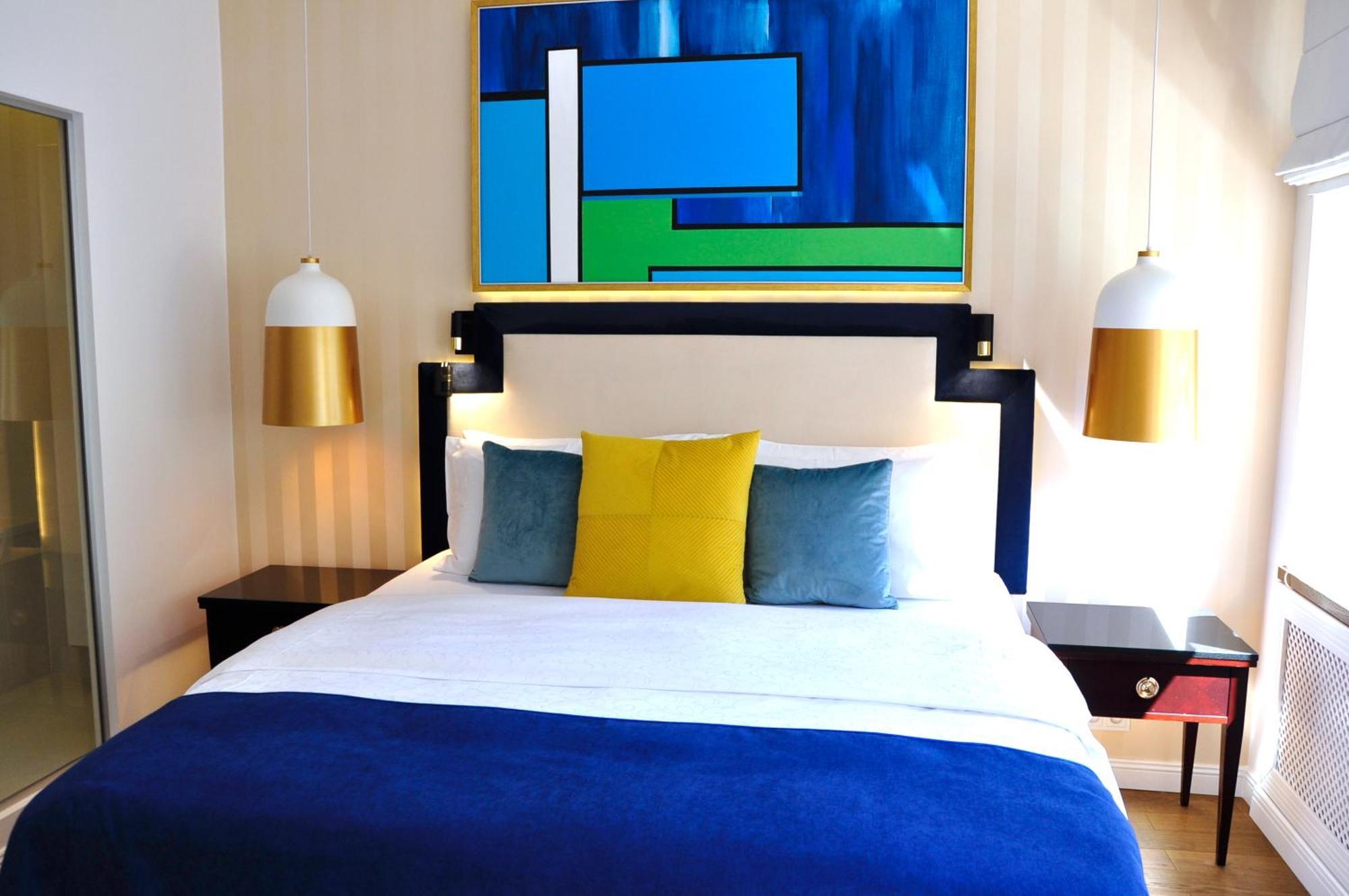 Mondrian Luxury & Market Square I Warsaw