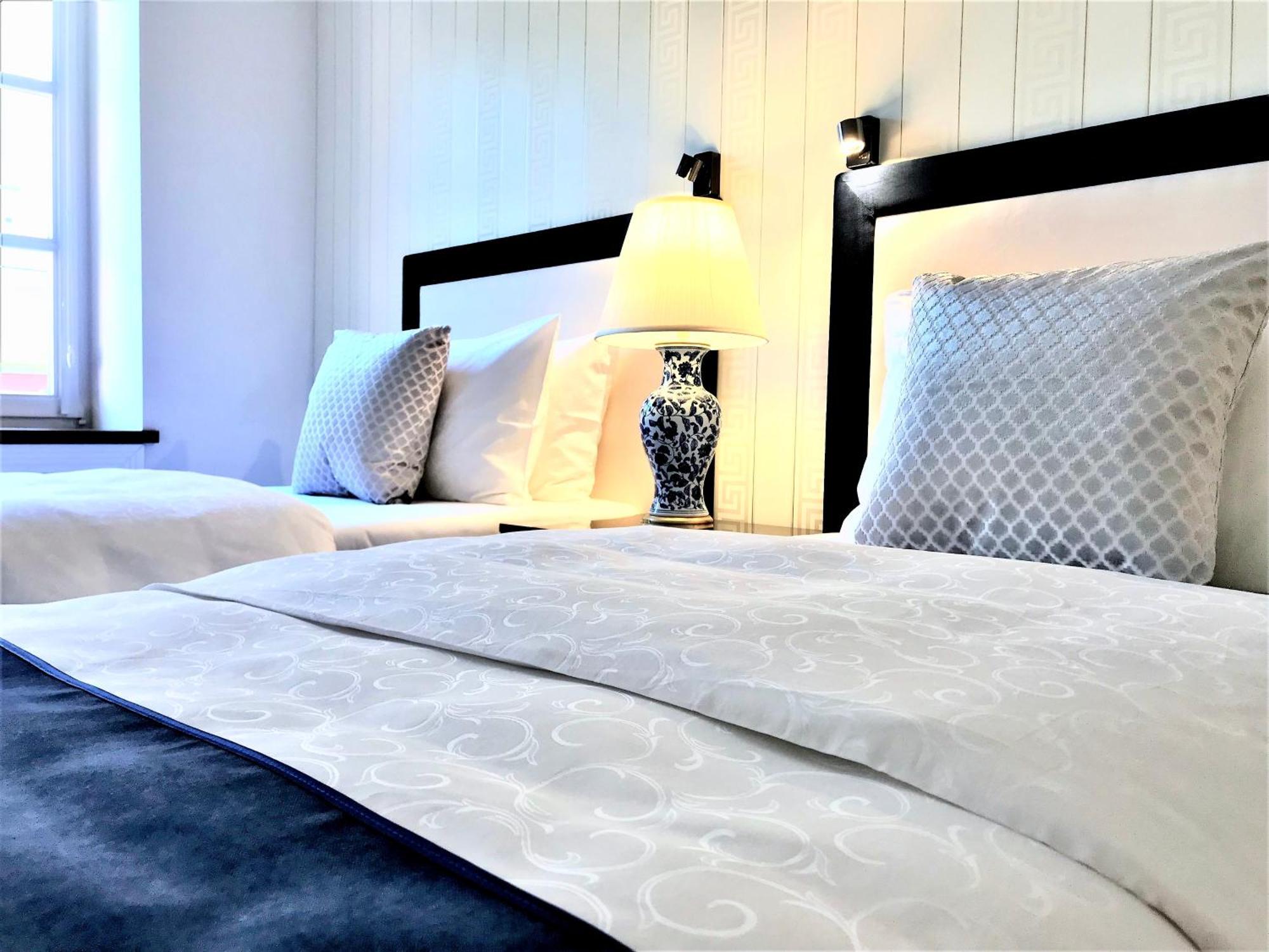 Mondrian Luxury & Market Square I Aparthotel Warsaw