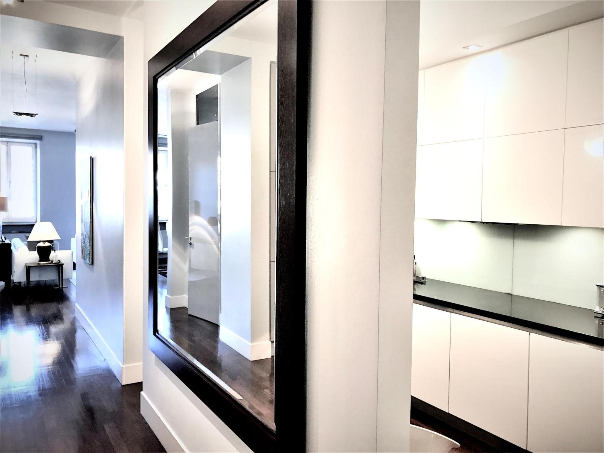 Mondrian Luxury & Market Square I Aparthotel Warsaw