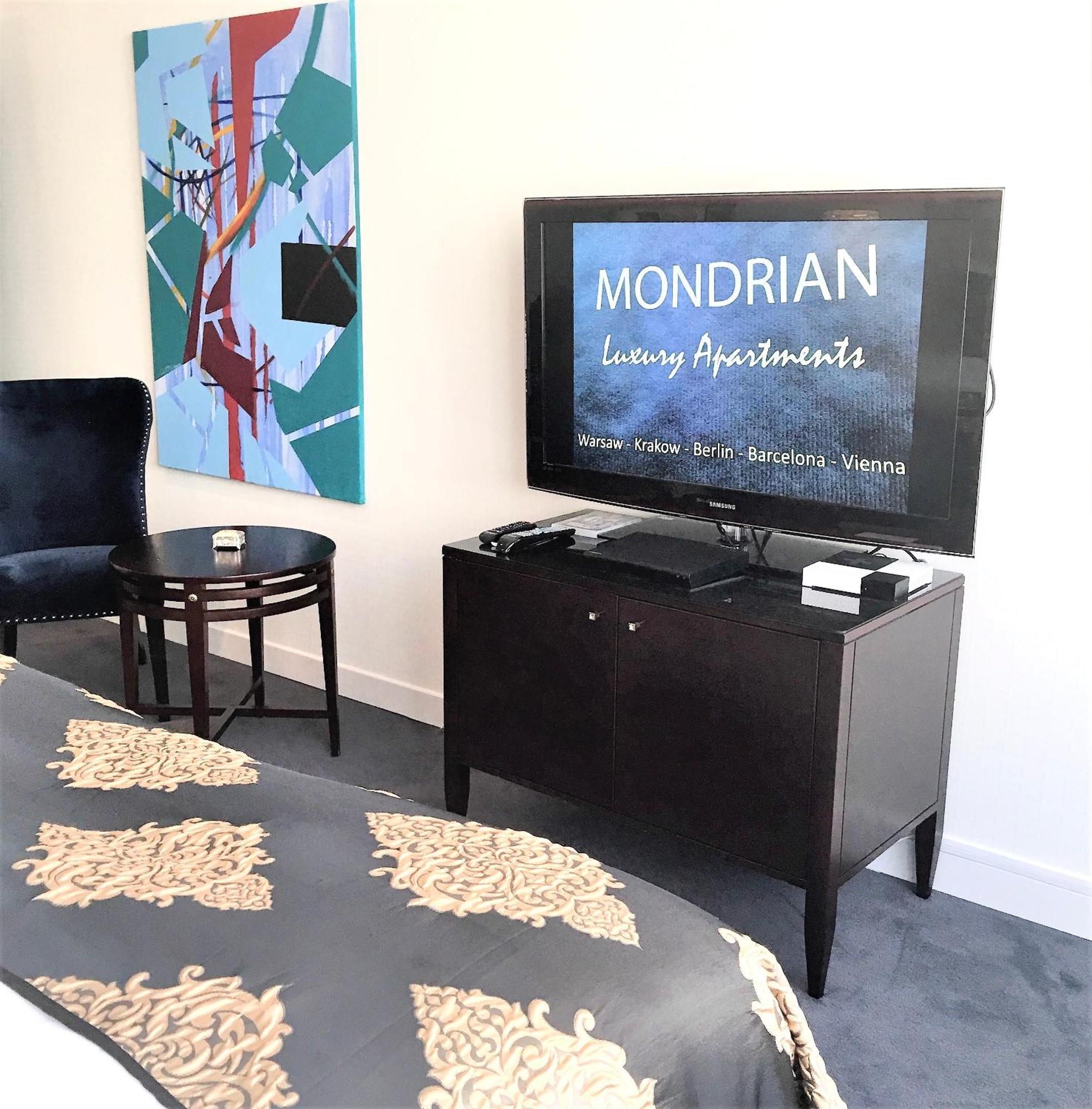 Mondrian Luxury & Market Square I Aparthotel Warsaw