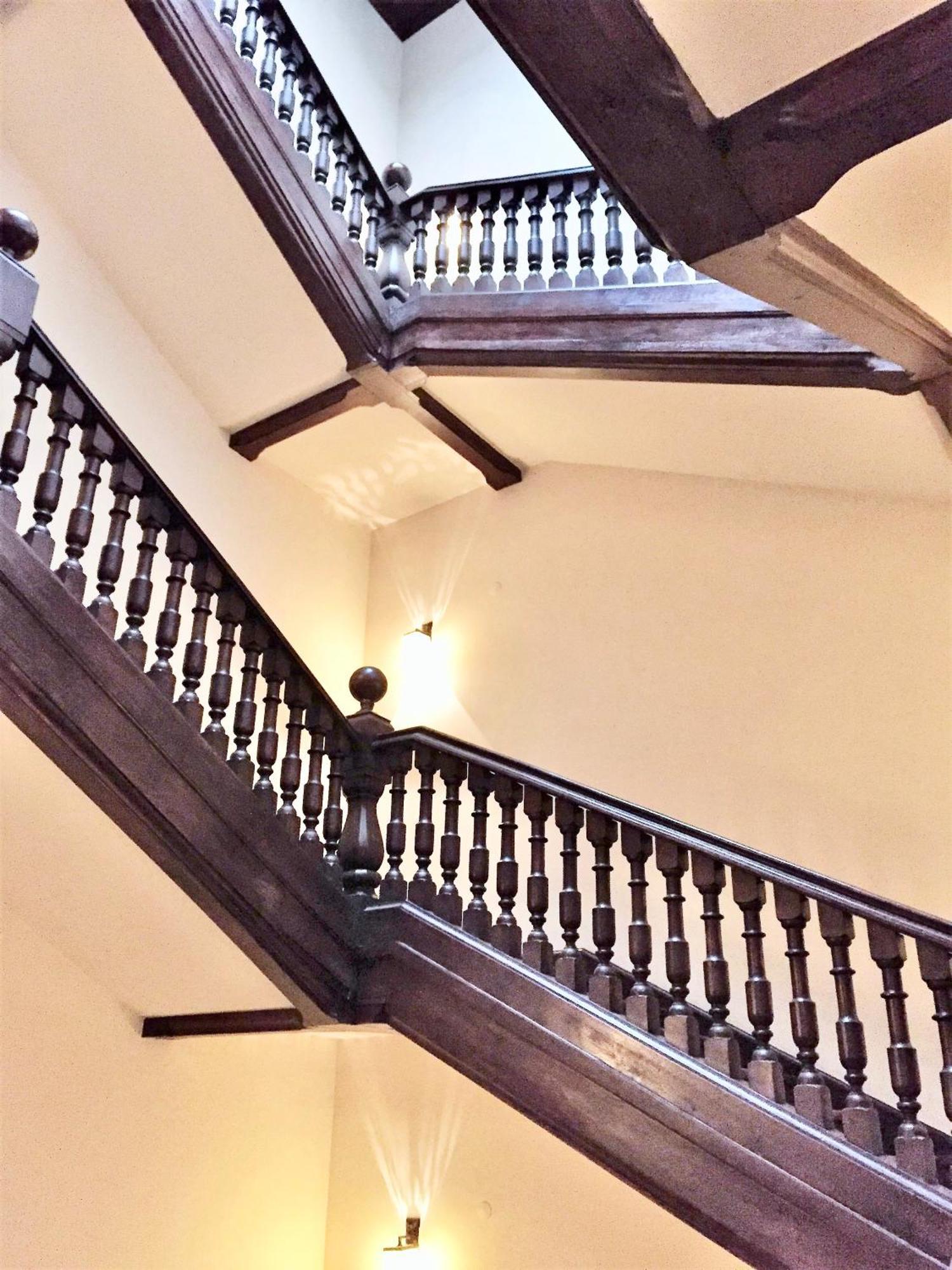 Mondrian Luxury & Market Square I Aparthotel Warschau