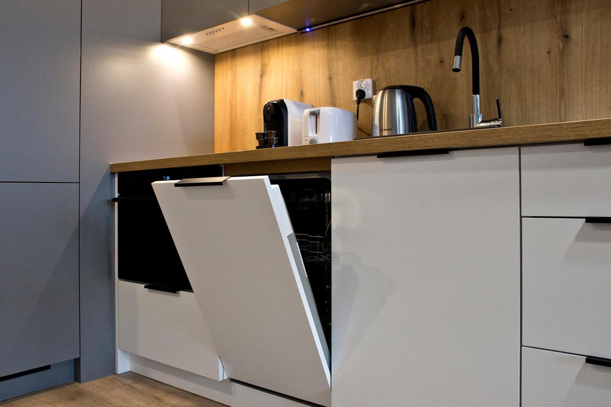 P&o Corporate Serviced Cybernetyki Apartment