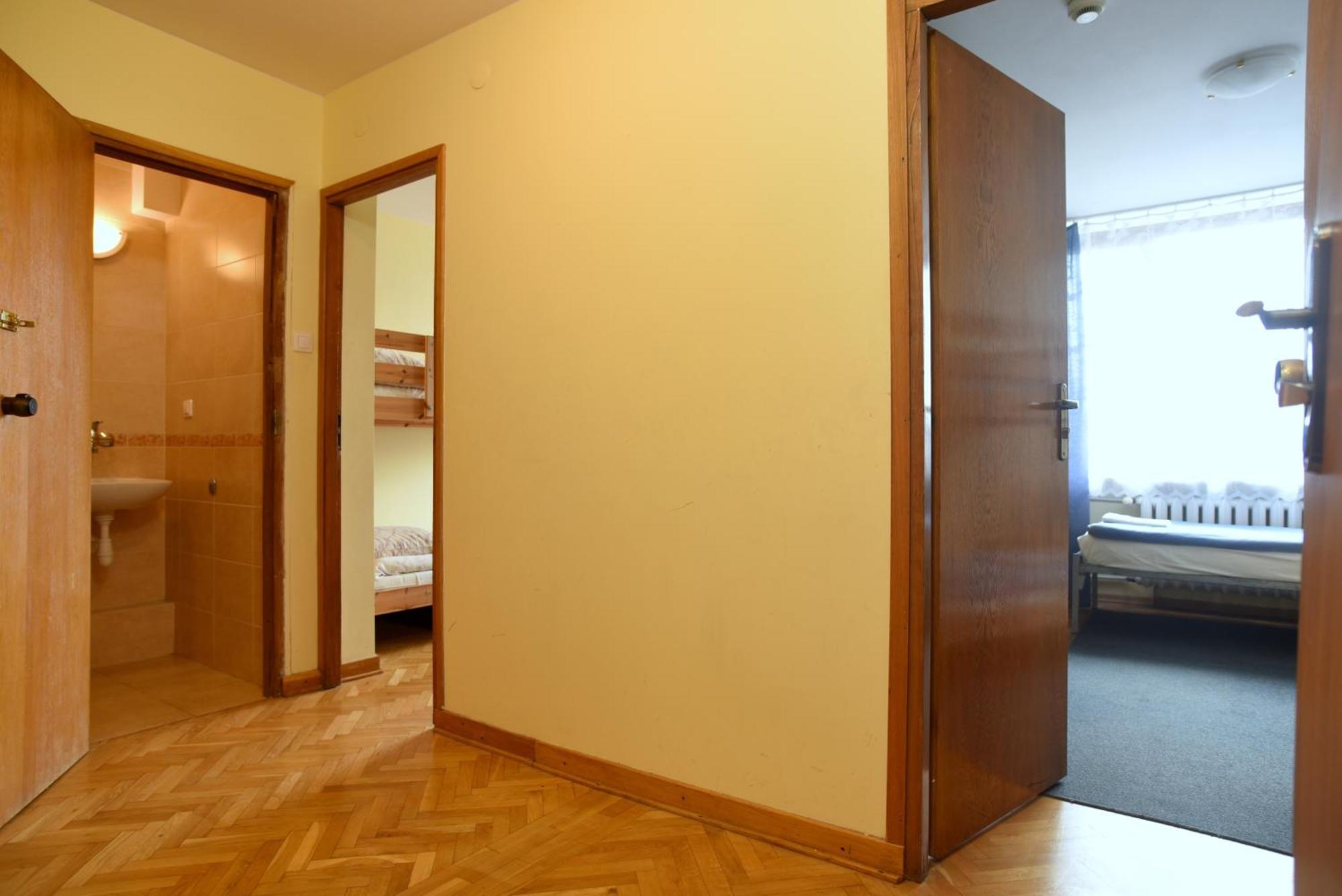 Dobre Miejsce Dom Rekolekcyjny 2* Warsaw