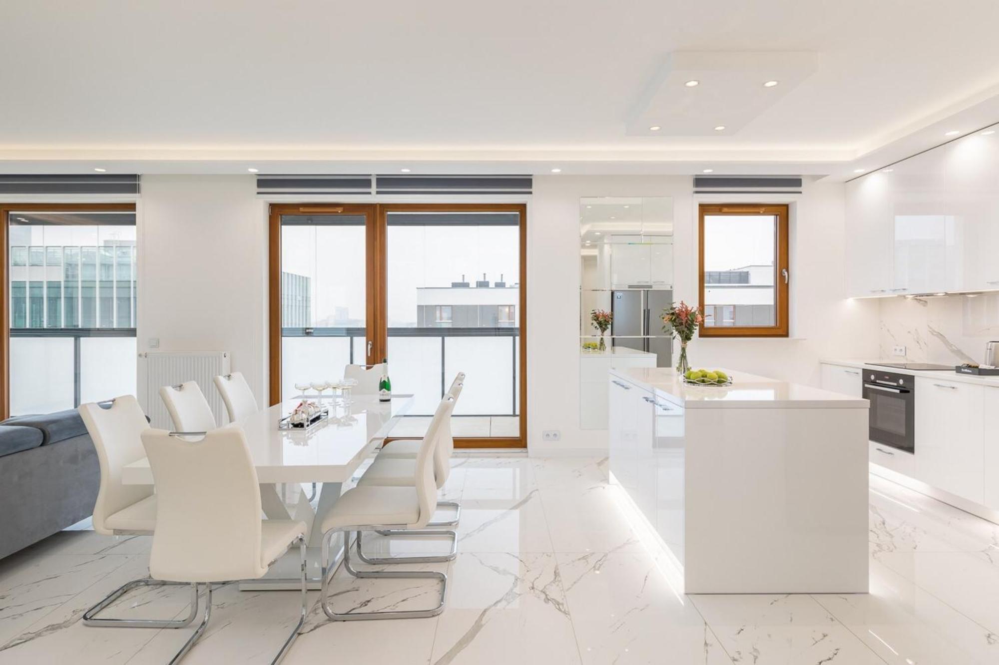 Karolkowa 28a - Luminous With Balcony By Renters Prestige Warsaw