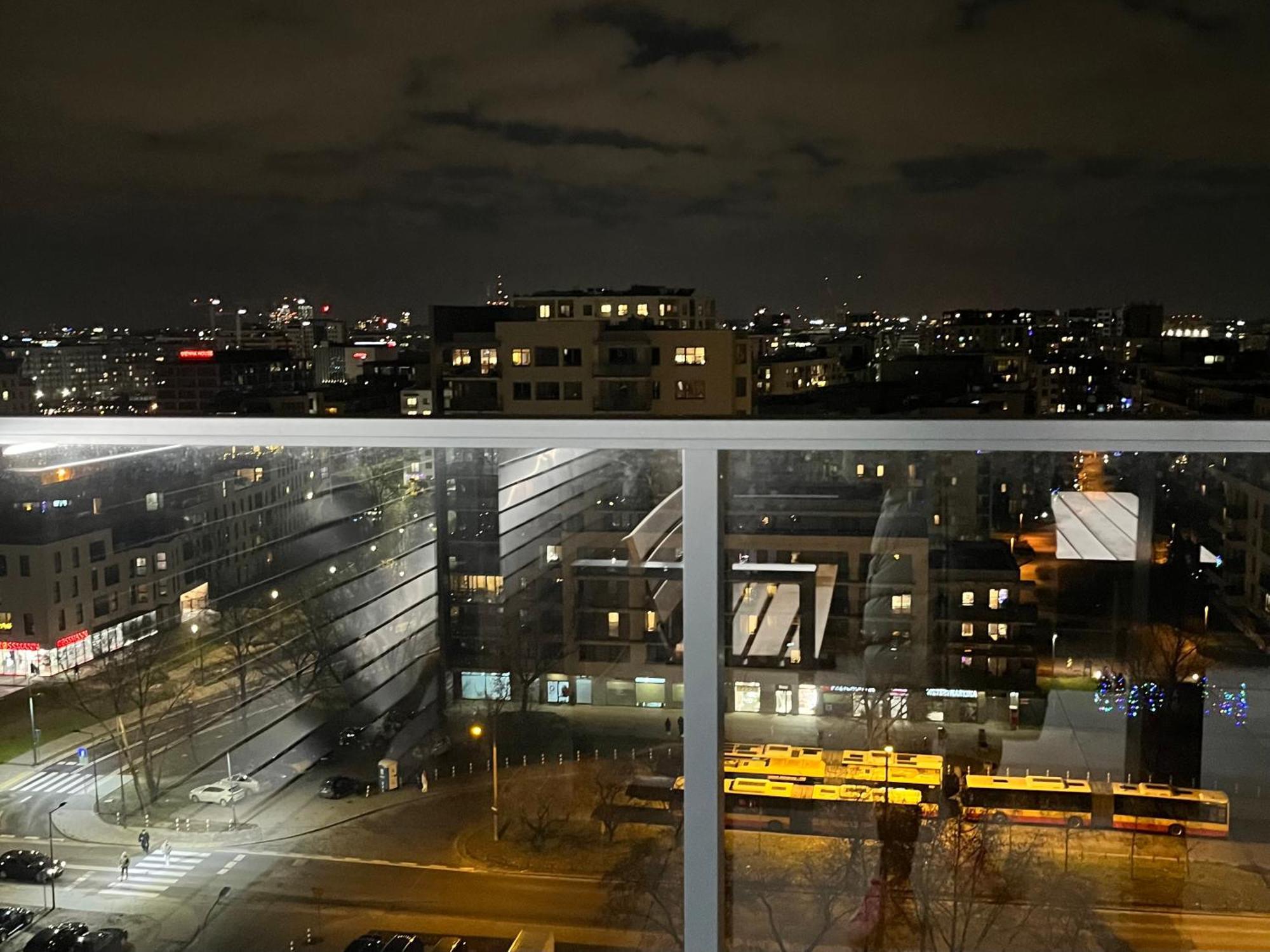 Apartment Airport Wyscigi - City And Green View With Underground Garage