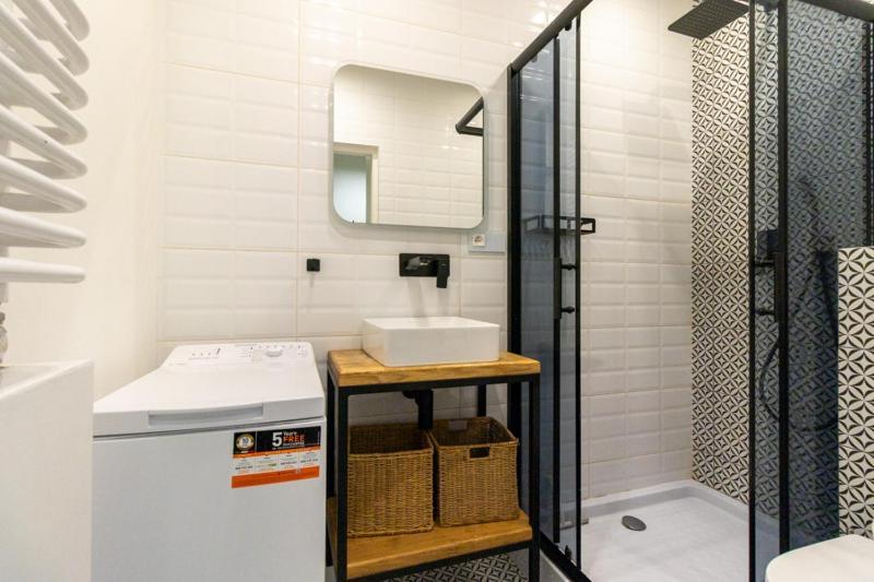 Cozy Renovated In Bielany Next To Subway Apartment *