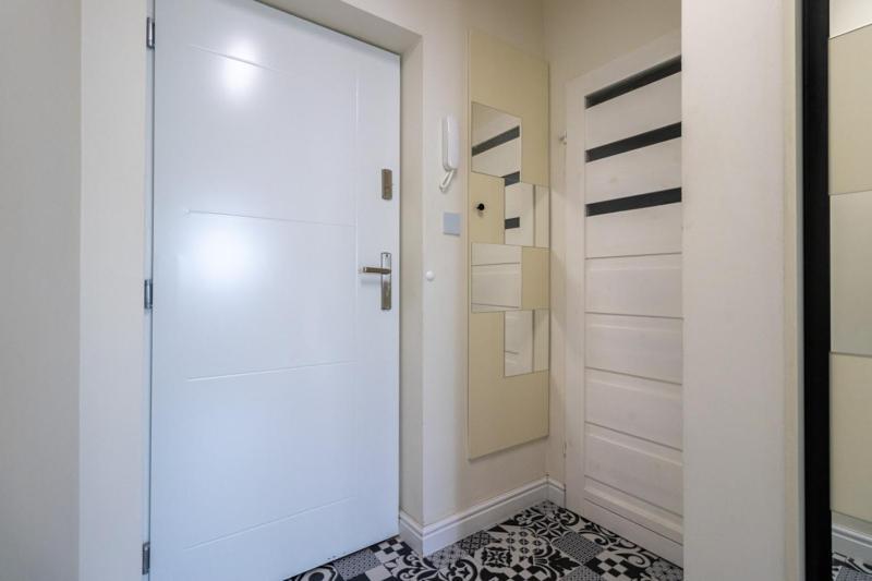 Cozy Renovated In Bielany Next To Subway Apartment *