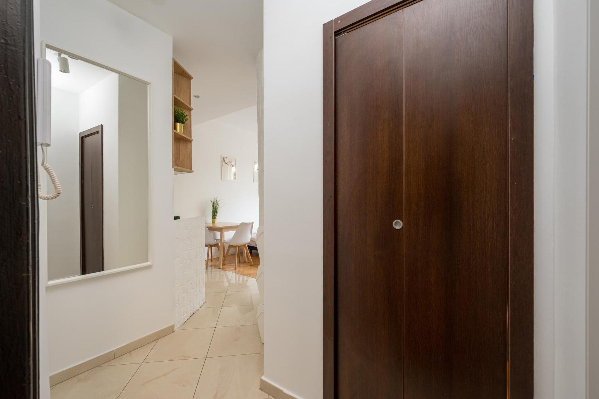 Apartment Plac Unii Lubelskiej Comfort Studio Warsaw