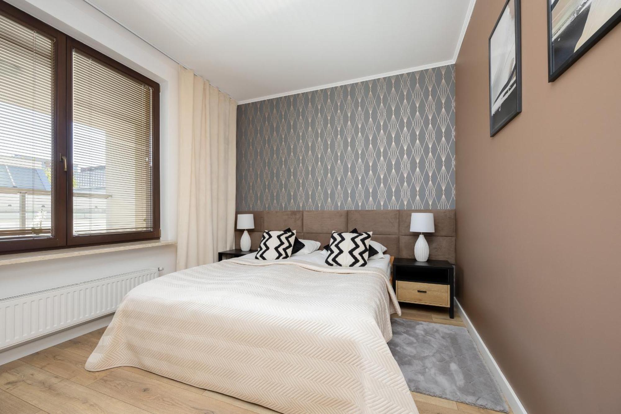 Nowoczesny Z Parkingiem Mokotow By Renters Apartamento