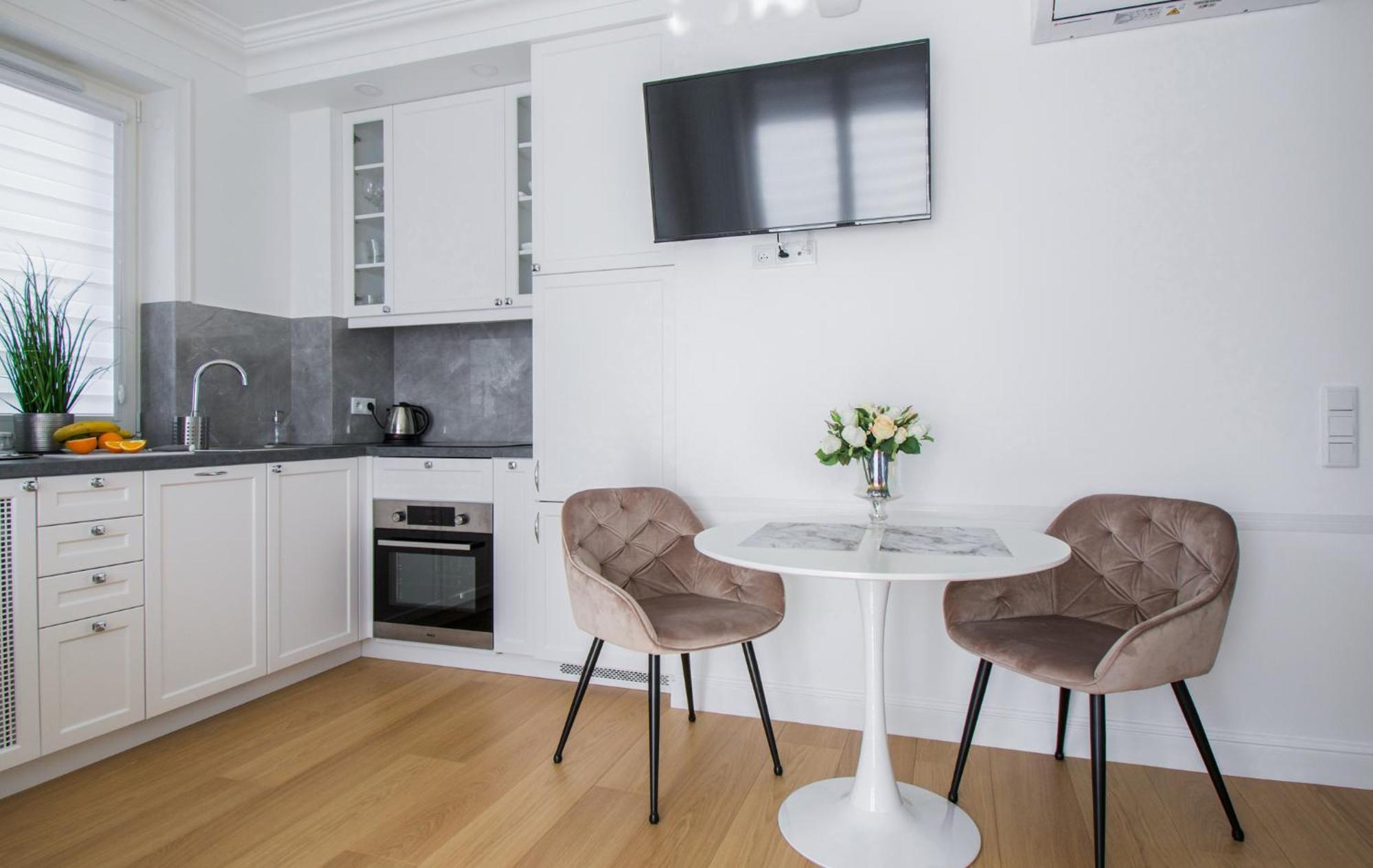 Seasons By Alluxe Boutique Apartment *