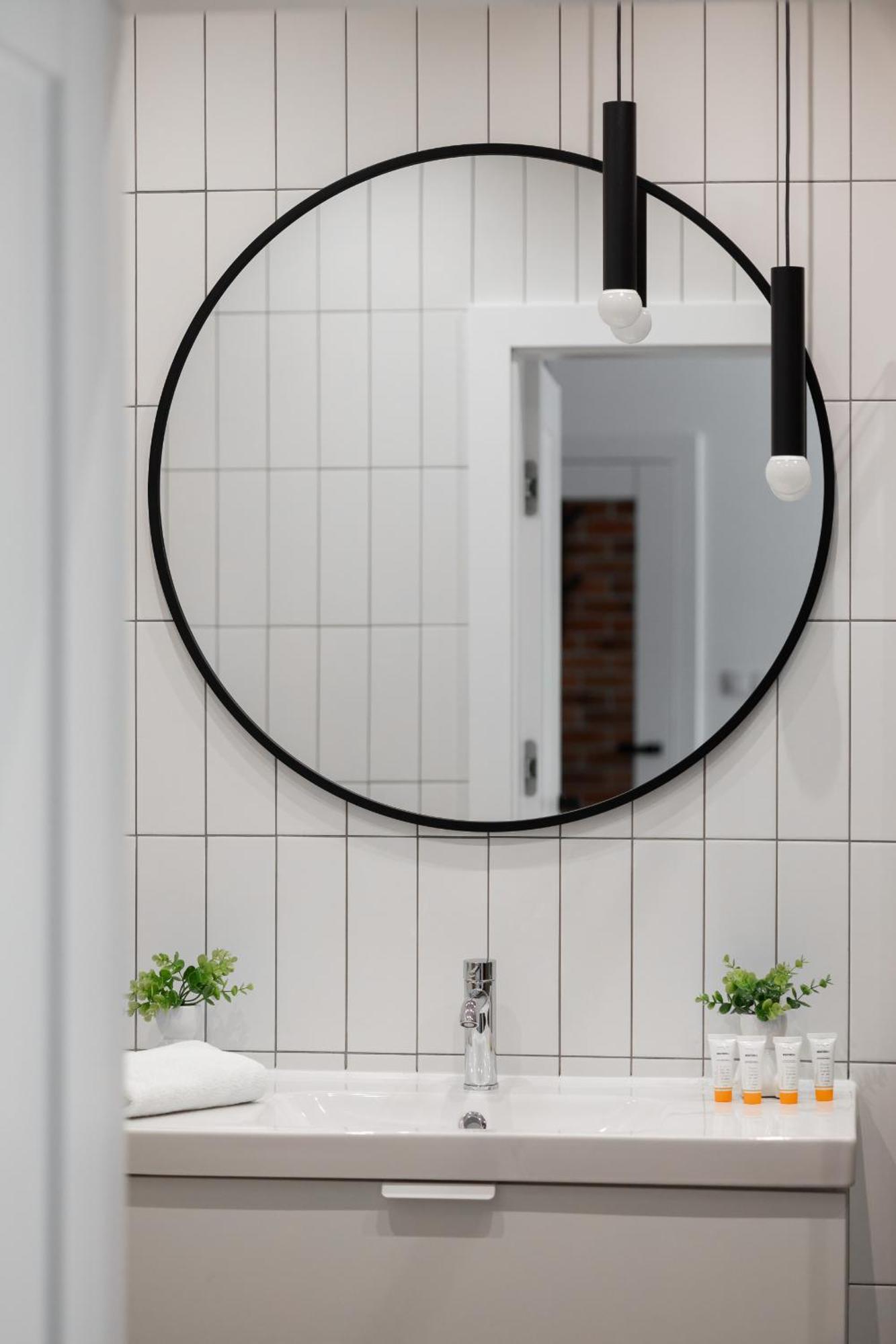 Komfortowy Dla 4 Osob Z Parkingiem By Renters Apartament