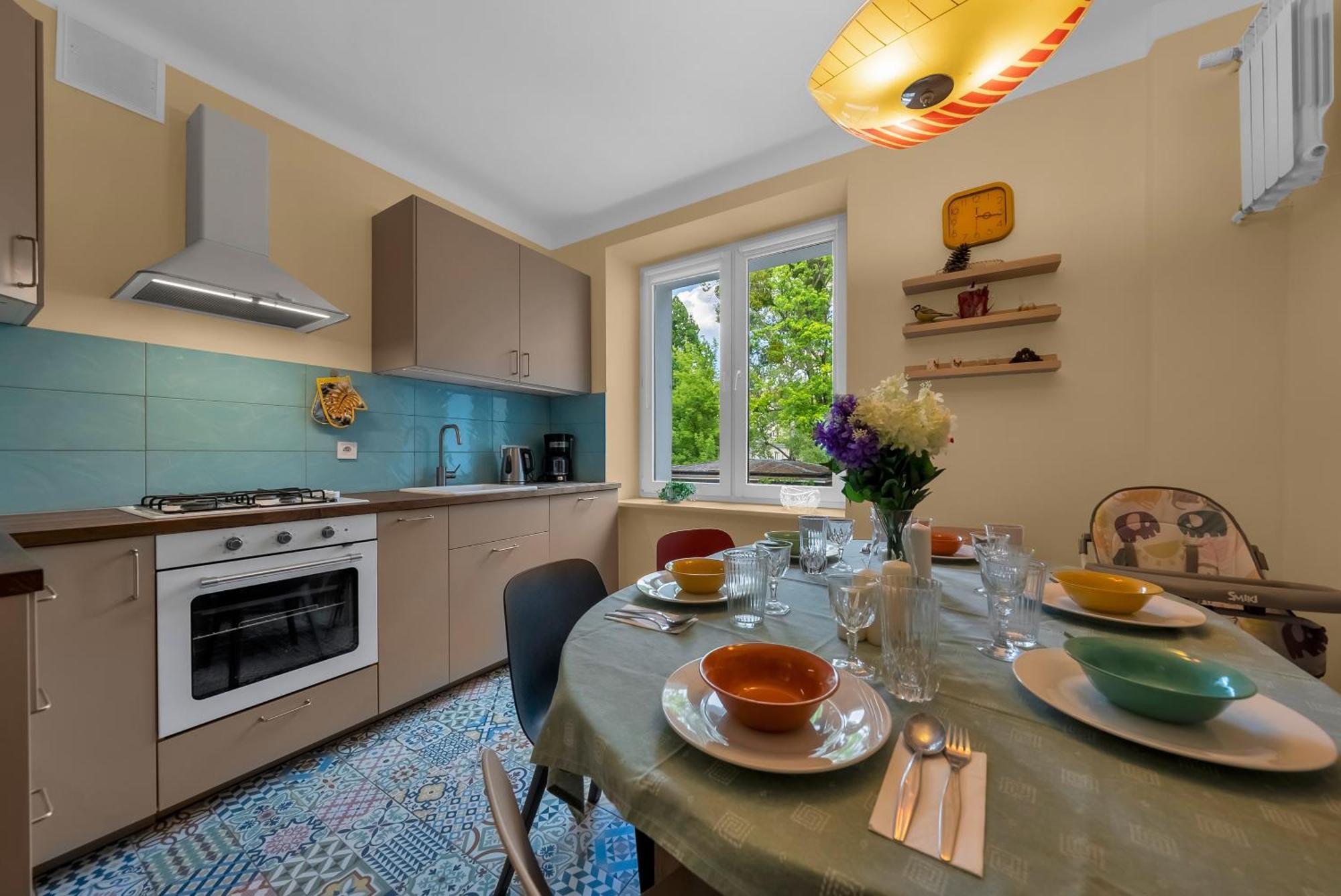 70m2 Wola - Location, 2 Bedrooms, 1st Floor - By Rentujemy Warszawa