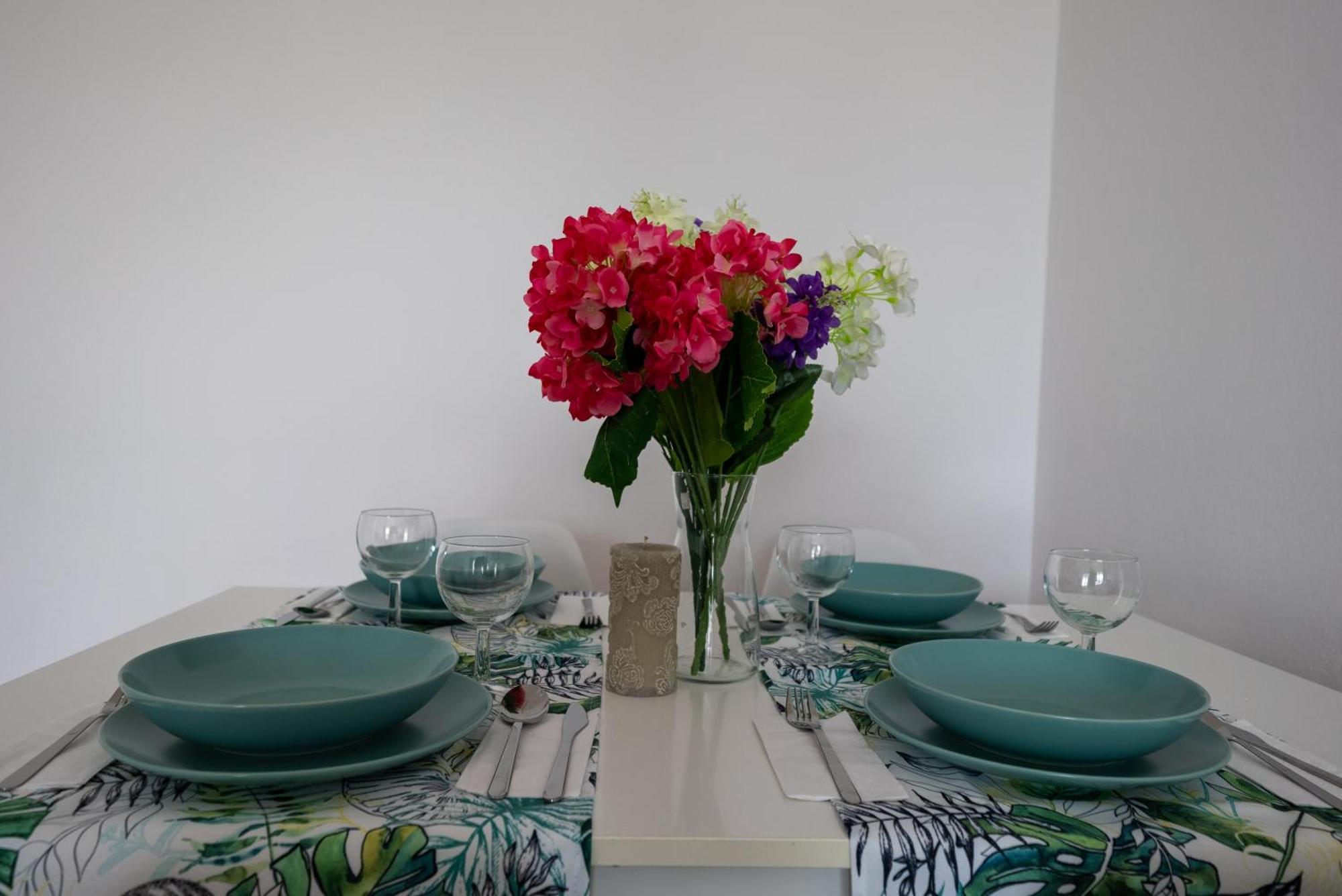 Apartamento Downtown - Balcony&workspace - By Rentujemy