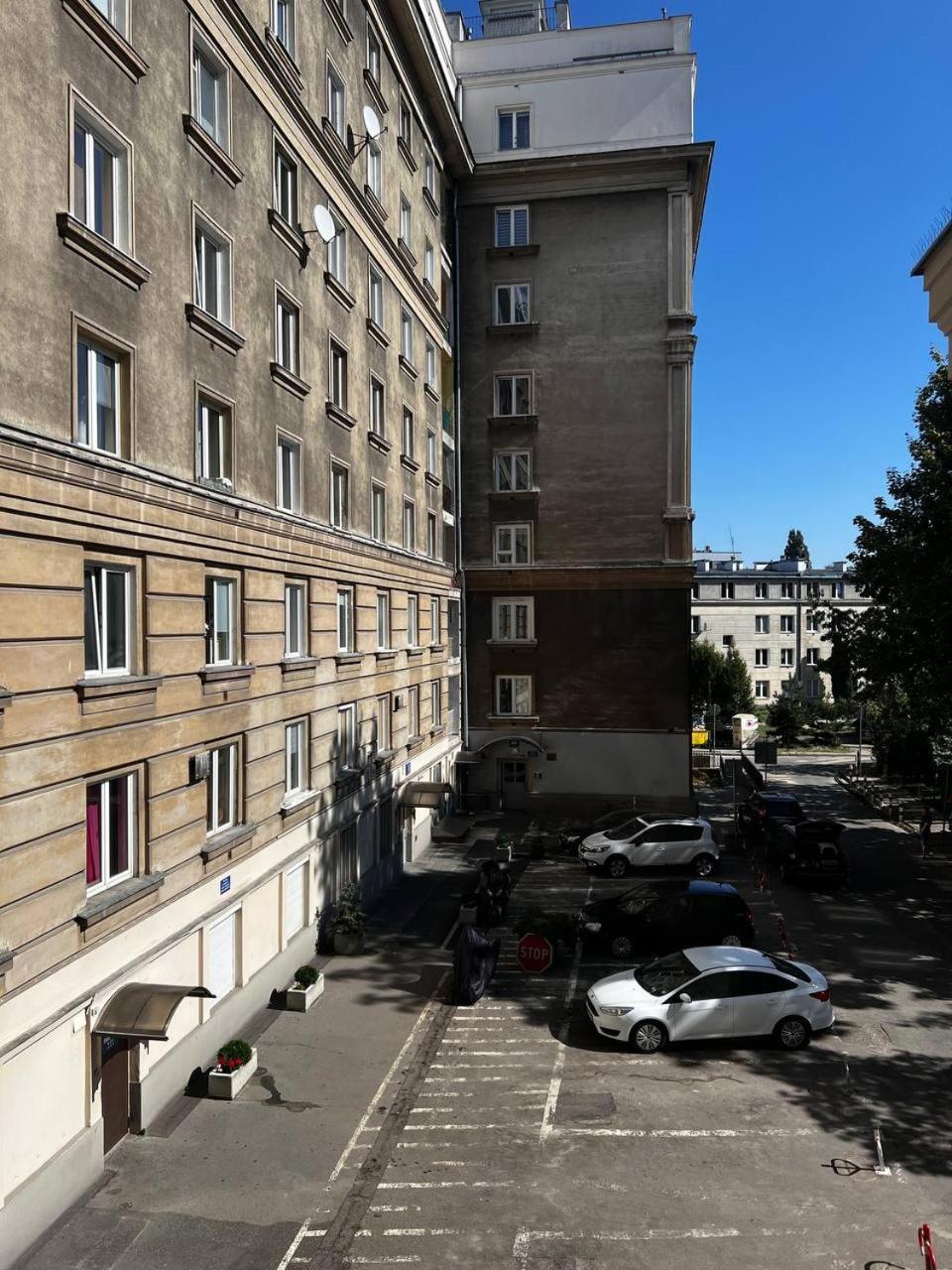 To Close * Warsaw