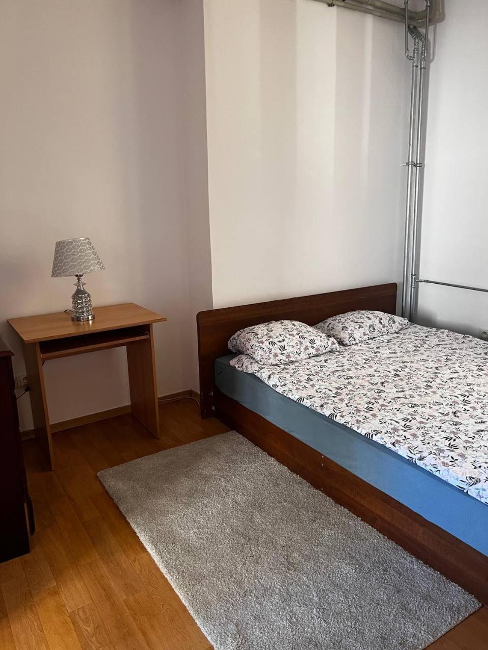 Homestay To Close
