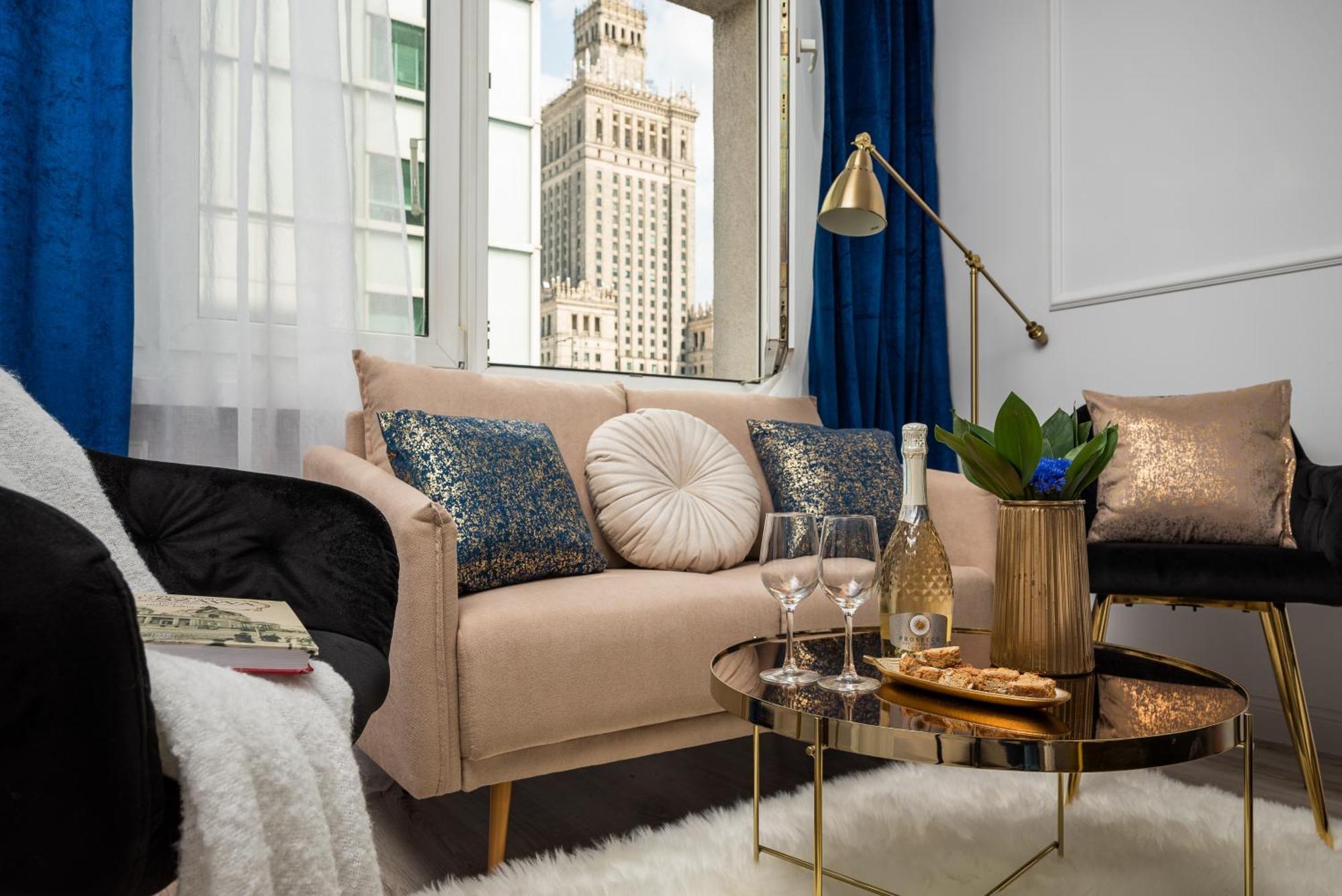 Stunning 2-br Palace In The Window, Air-conditioning 500m To Station *