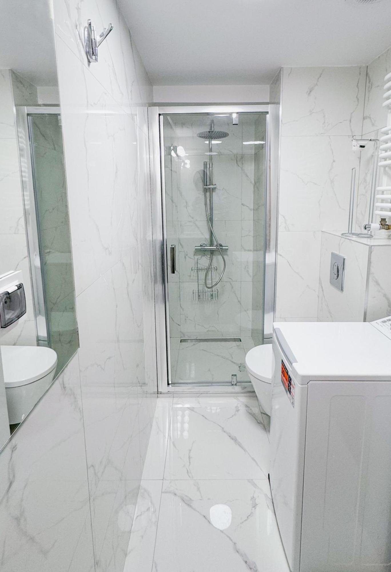 A1 - Kings Big - Haven - Two Shared Bathrooms * Warsaw