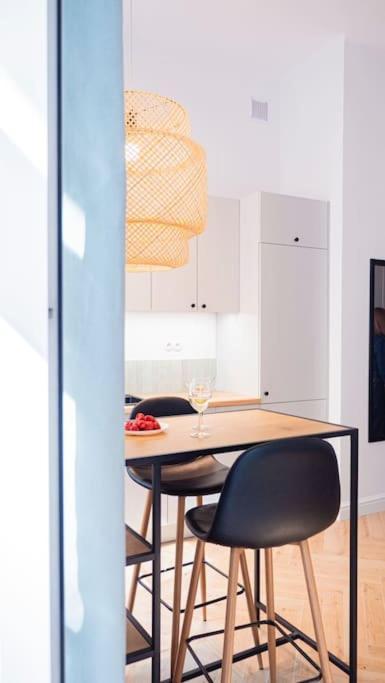 Apartment Klimatyczne Studio W Historycznej Pradze - Stadion Narodowy, Centrum *