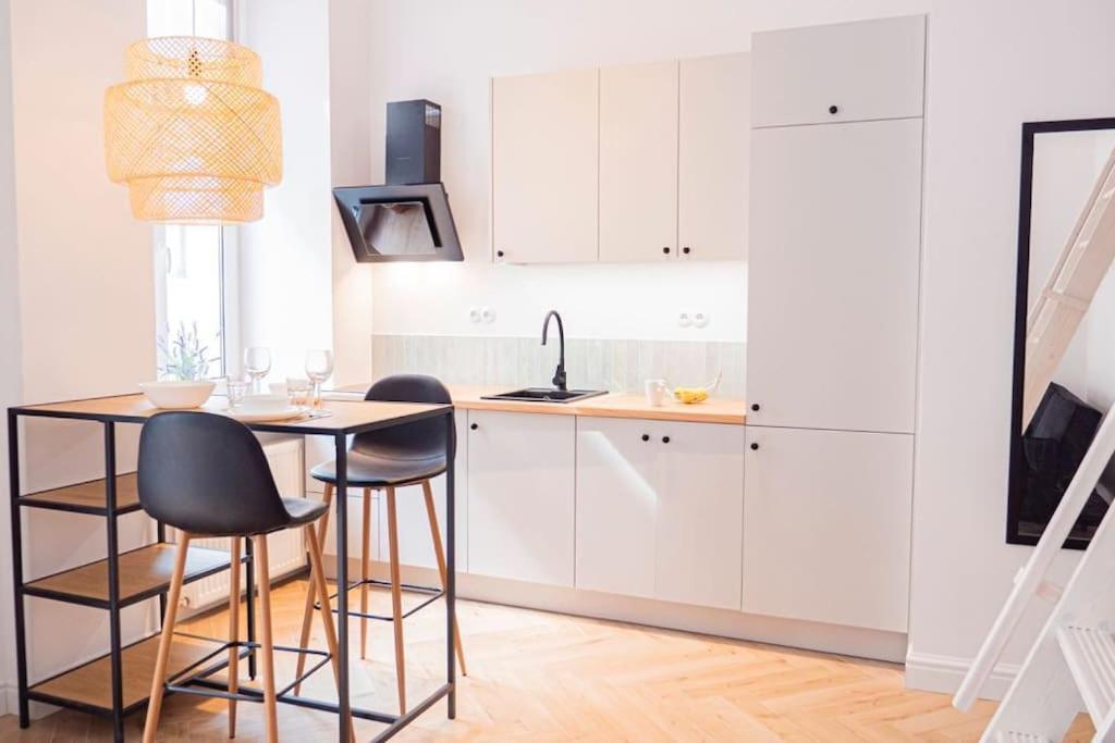 Apartment Klimatyczne Studio W Historycznej Pradze - Stadion Narodowy, Centrum *