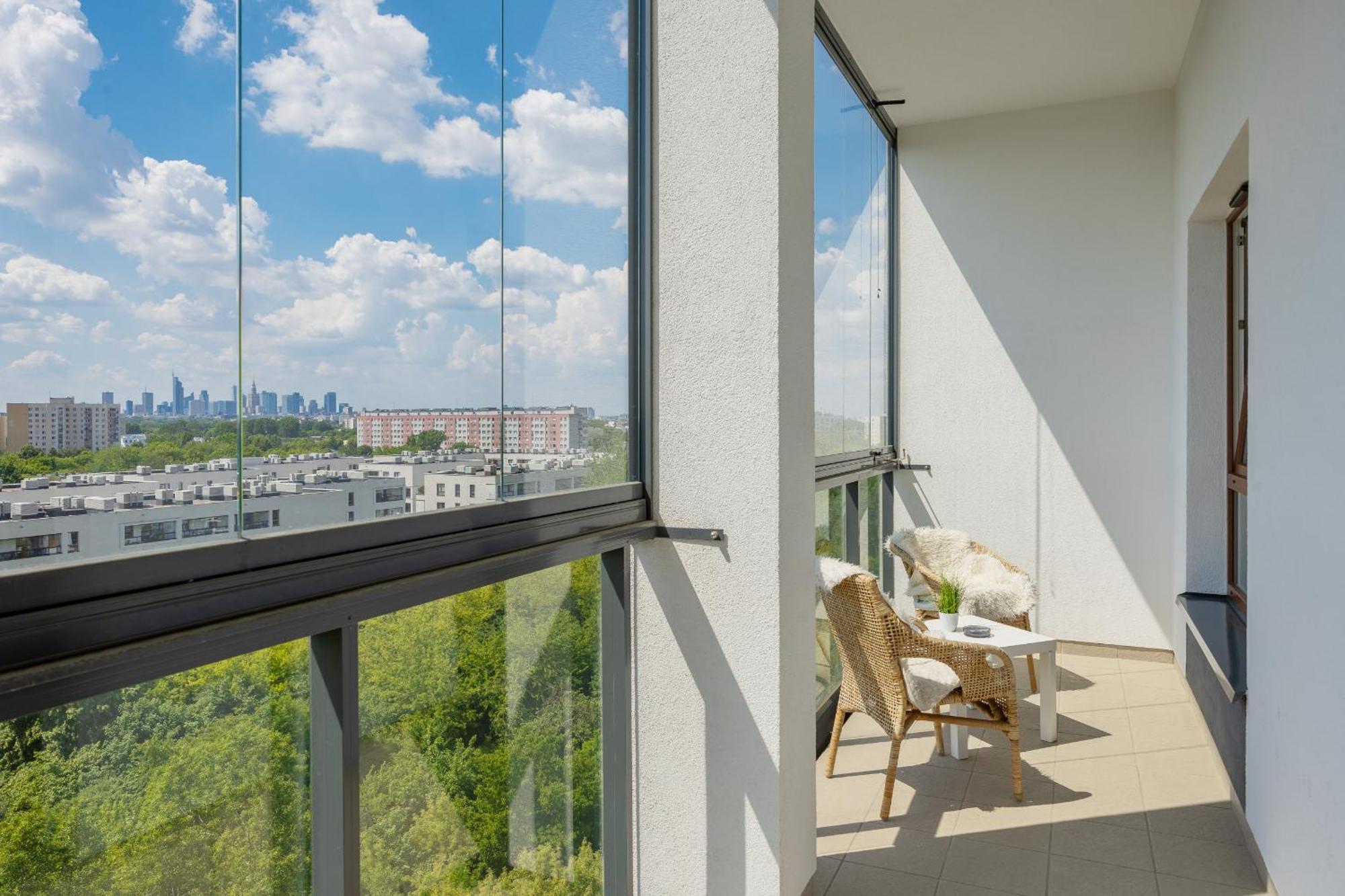 Nowoczesny Z Parkingiem Na Pradze Poludnie W Warszawie By Renters Apartament