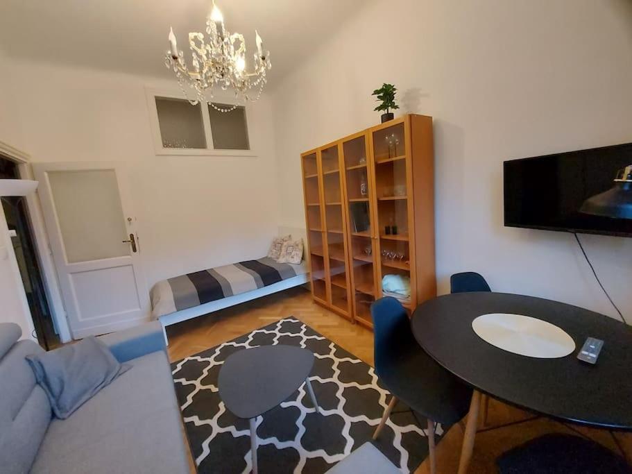 Warsaw Holiday Apartment Apartment