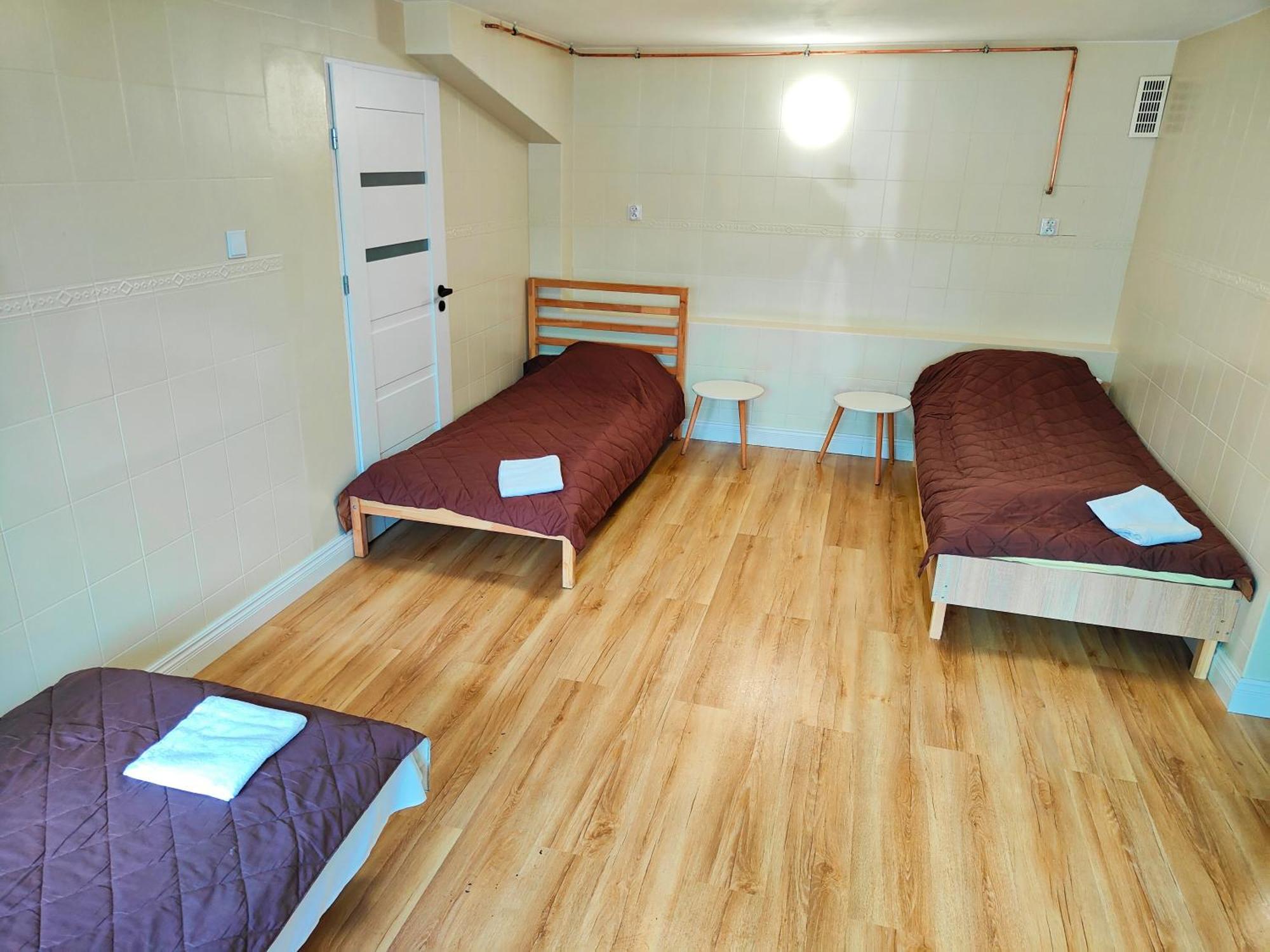 Hostel Krasnowolska Airport - Self Check-in *
