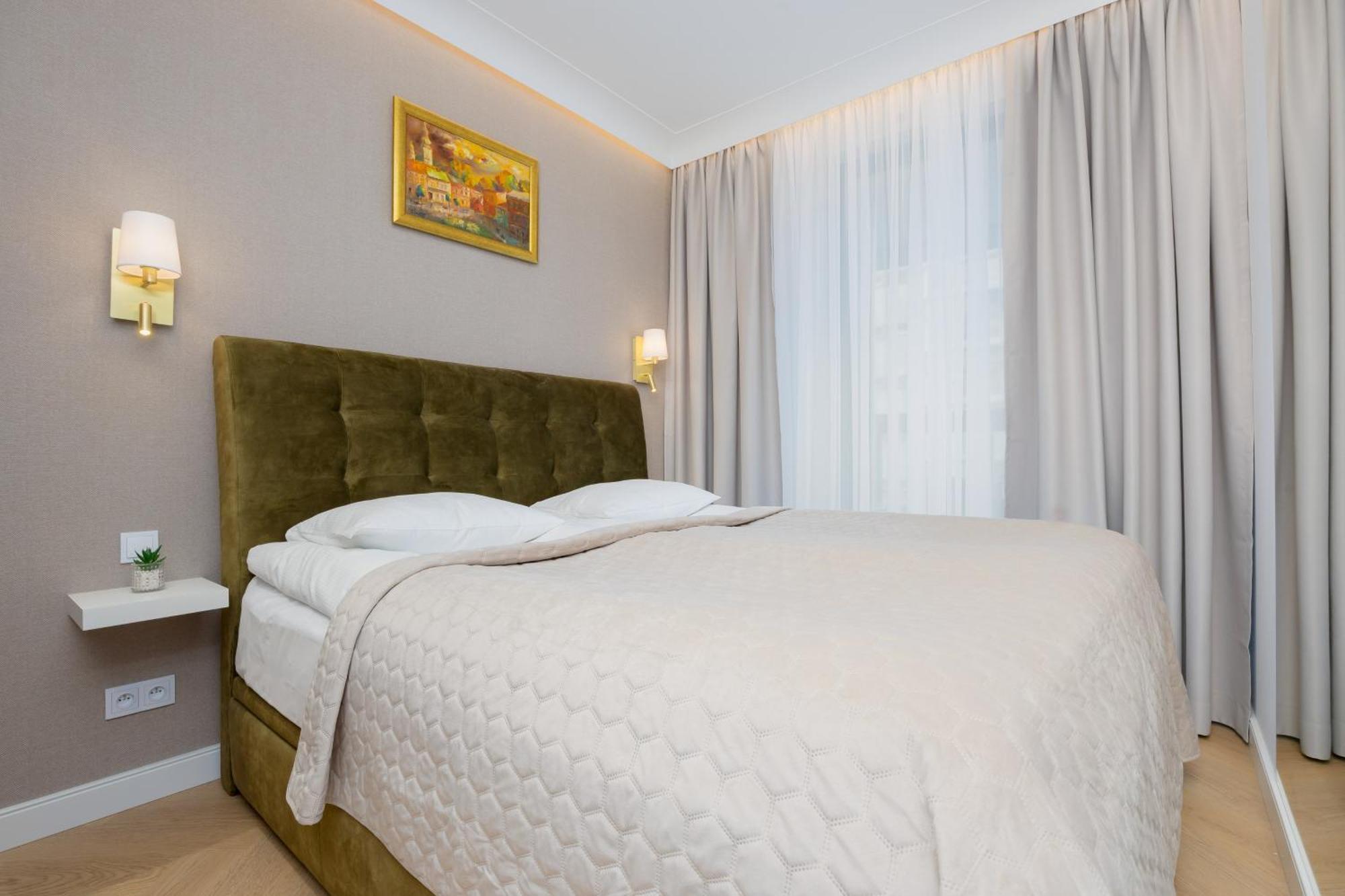 Apartment Stylish Grzybowska By Renters *