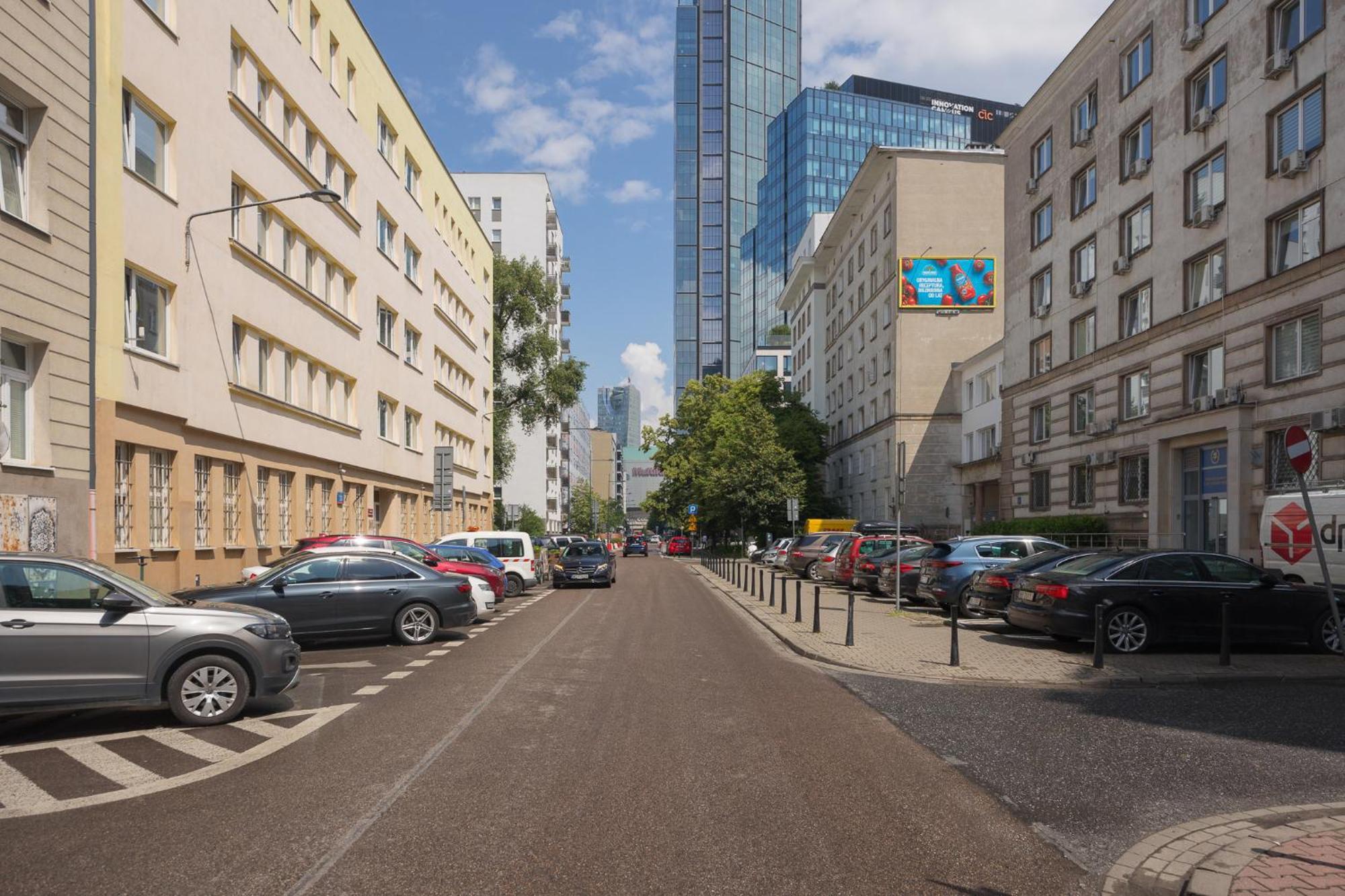 Chmielna Downtown * Warsaw