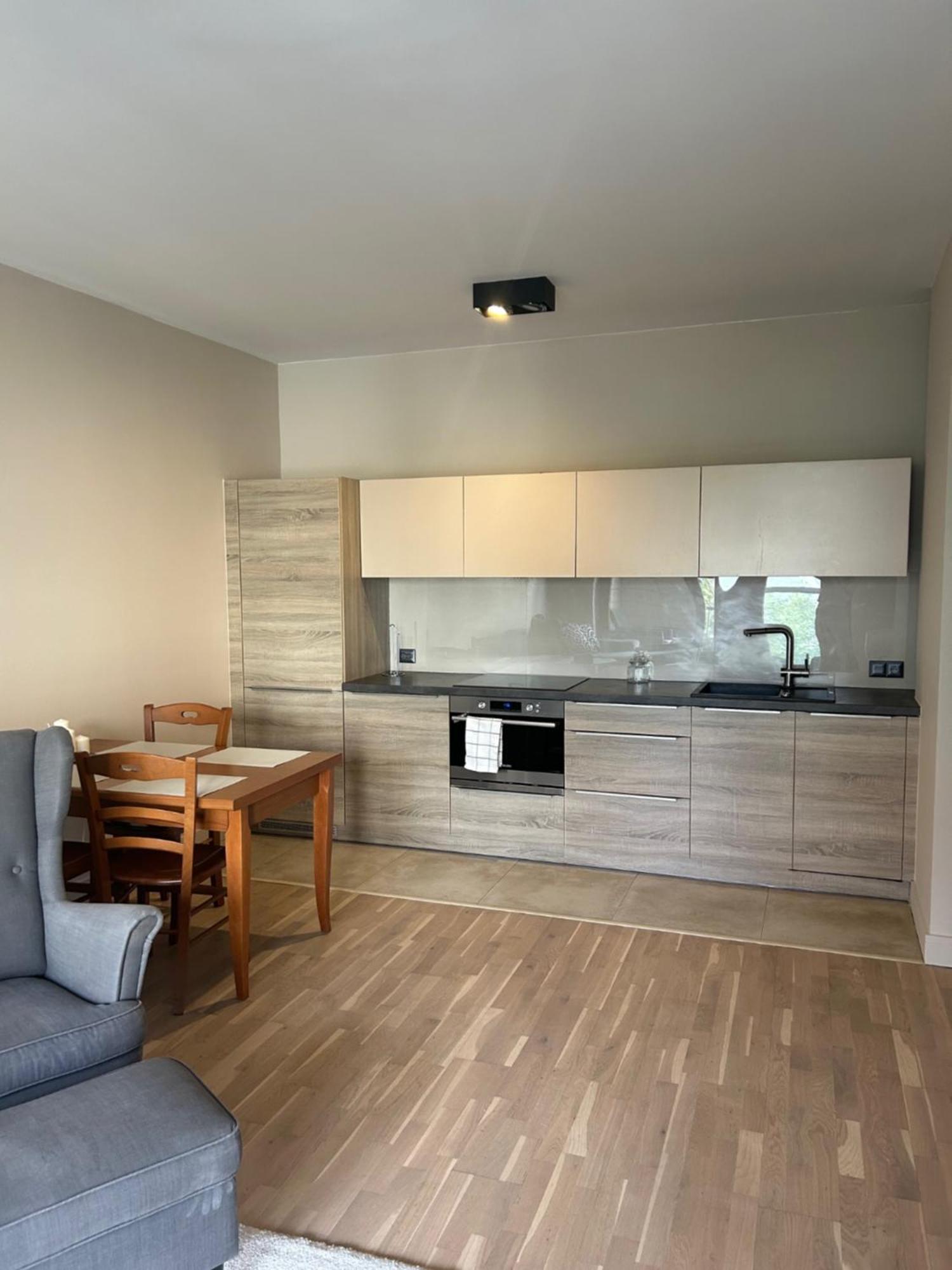 Iron Apartment *