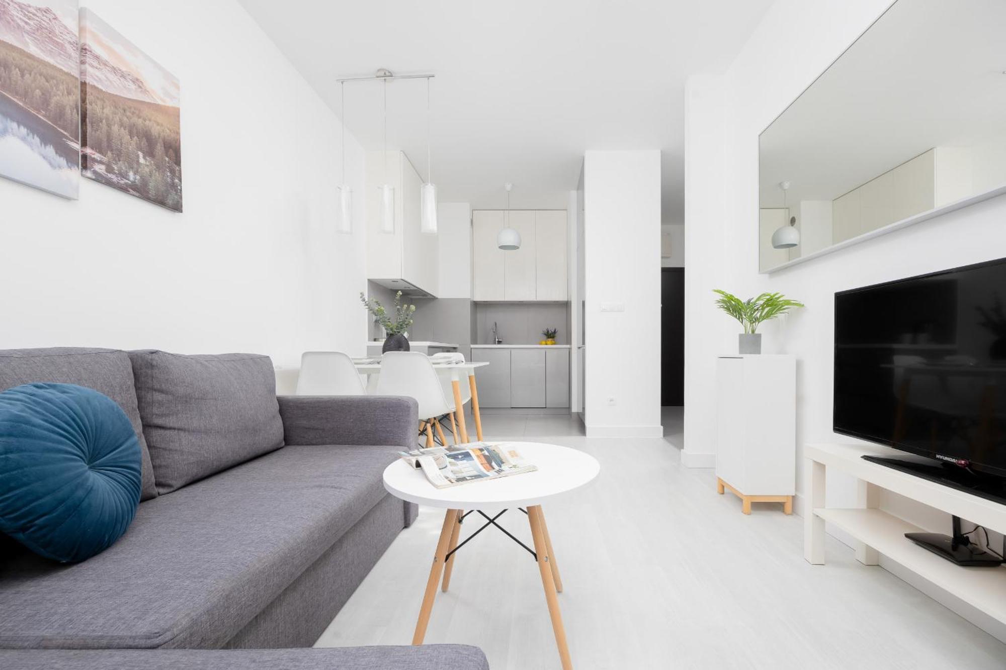 Burakowska 16 Z Balkonem I Parkingiem Warszawska Wola By Renters