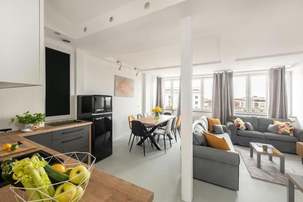 New Skyline Penthouse Apartment
