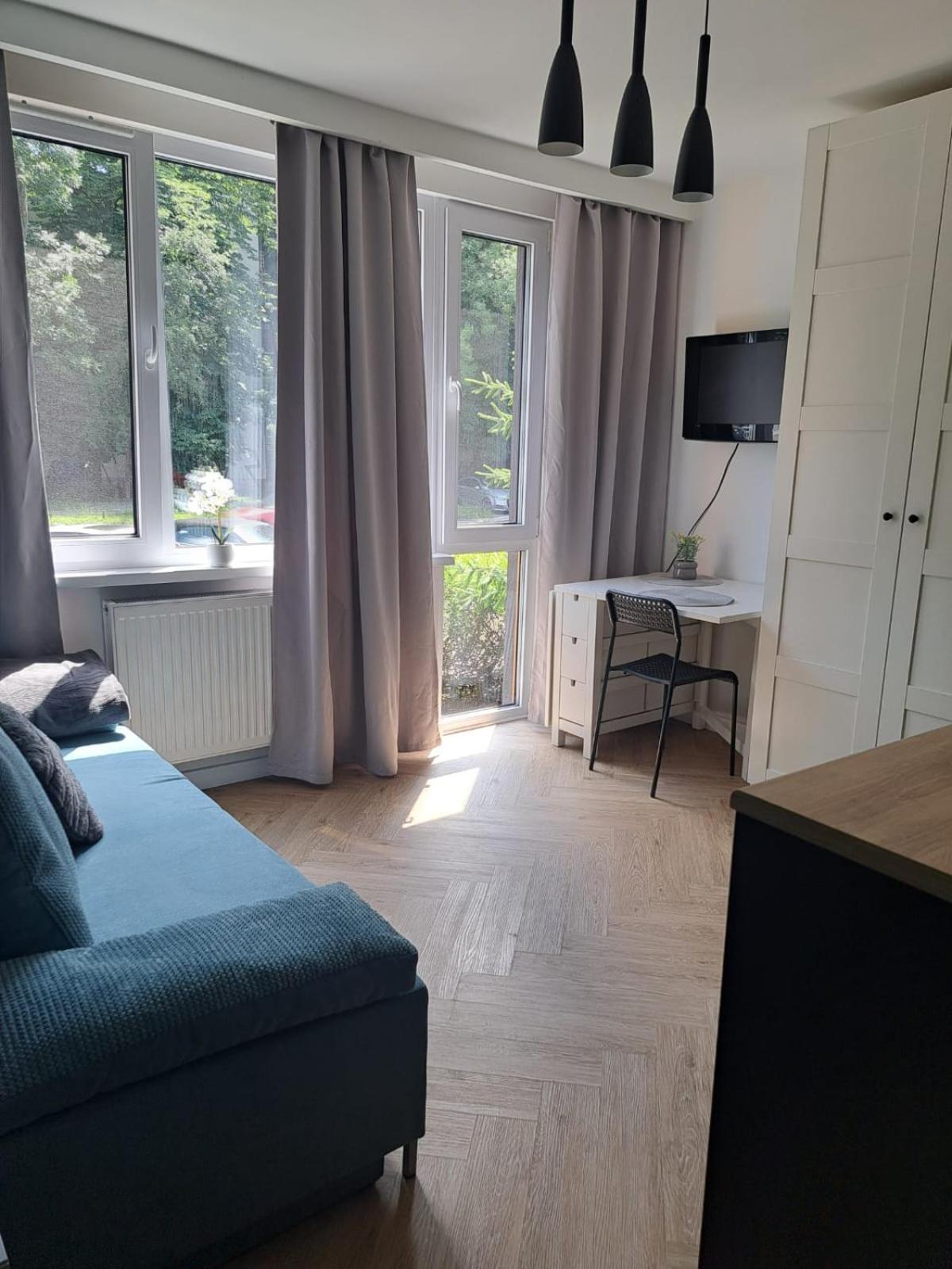 Apartment Mikroapart Jungle Batorego Pole Mokotowskie Klub Stodola Warschau