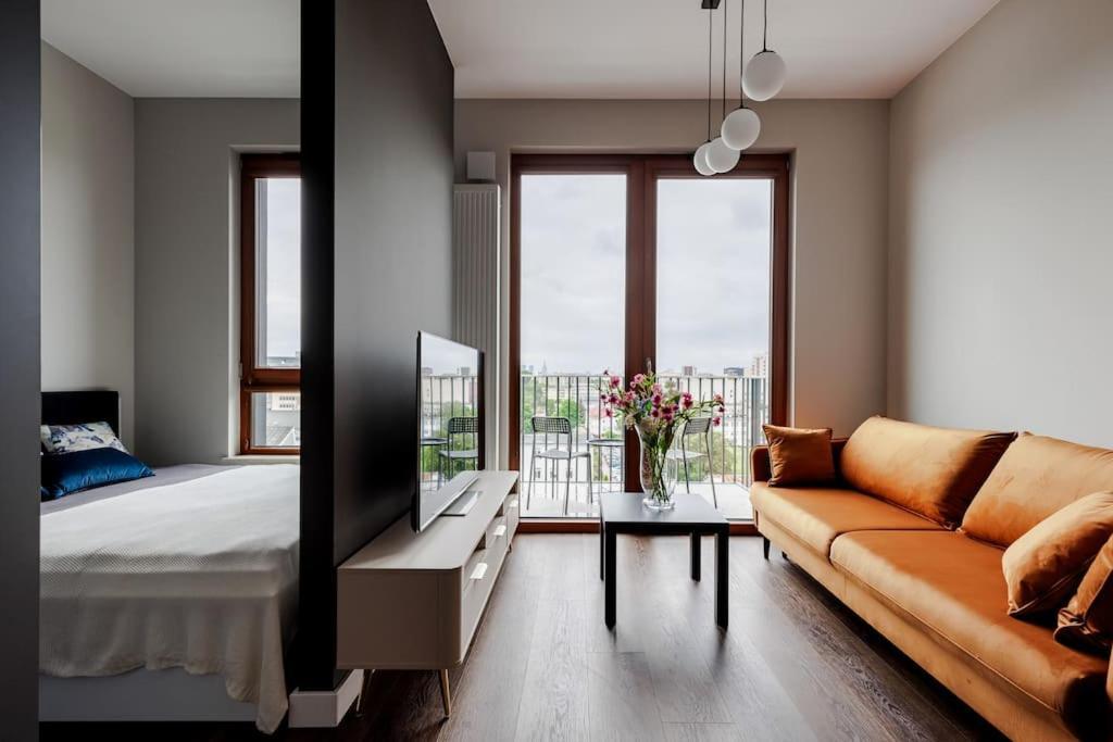 Business With 1 Bedroom By Ecru Wwa81 * Warsaw