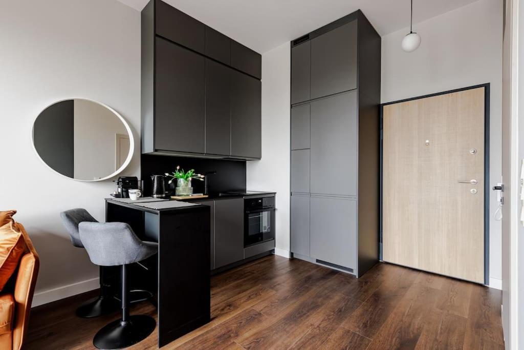 Business With 1 Bedroom By Ecru Wwa81
