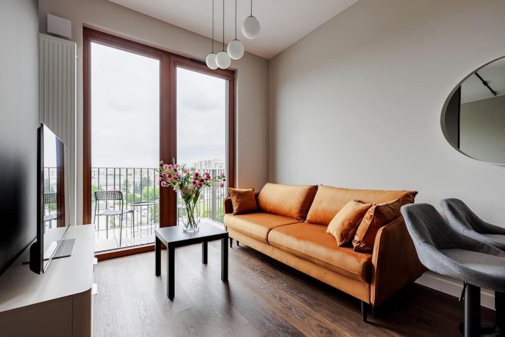 Business With 1 Bedroom By Ecru Wwa81 * Warsaw