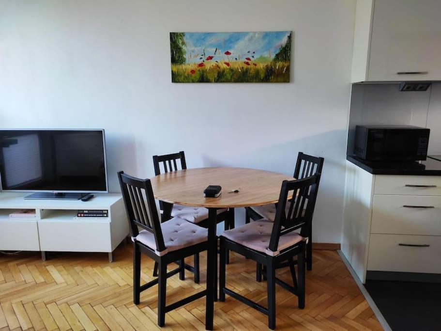 Plac Bankowy - Ogrod Saski - Metro Apartment *