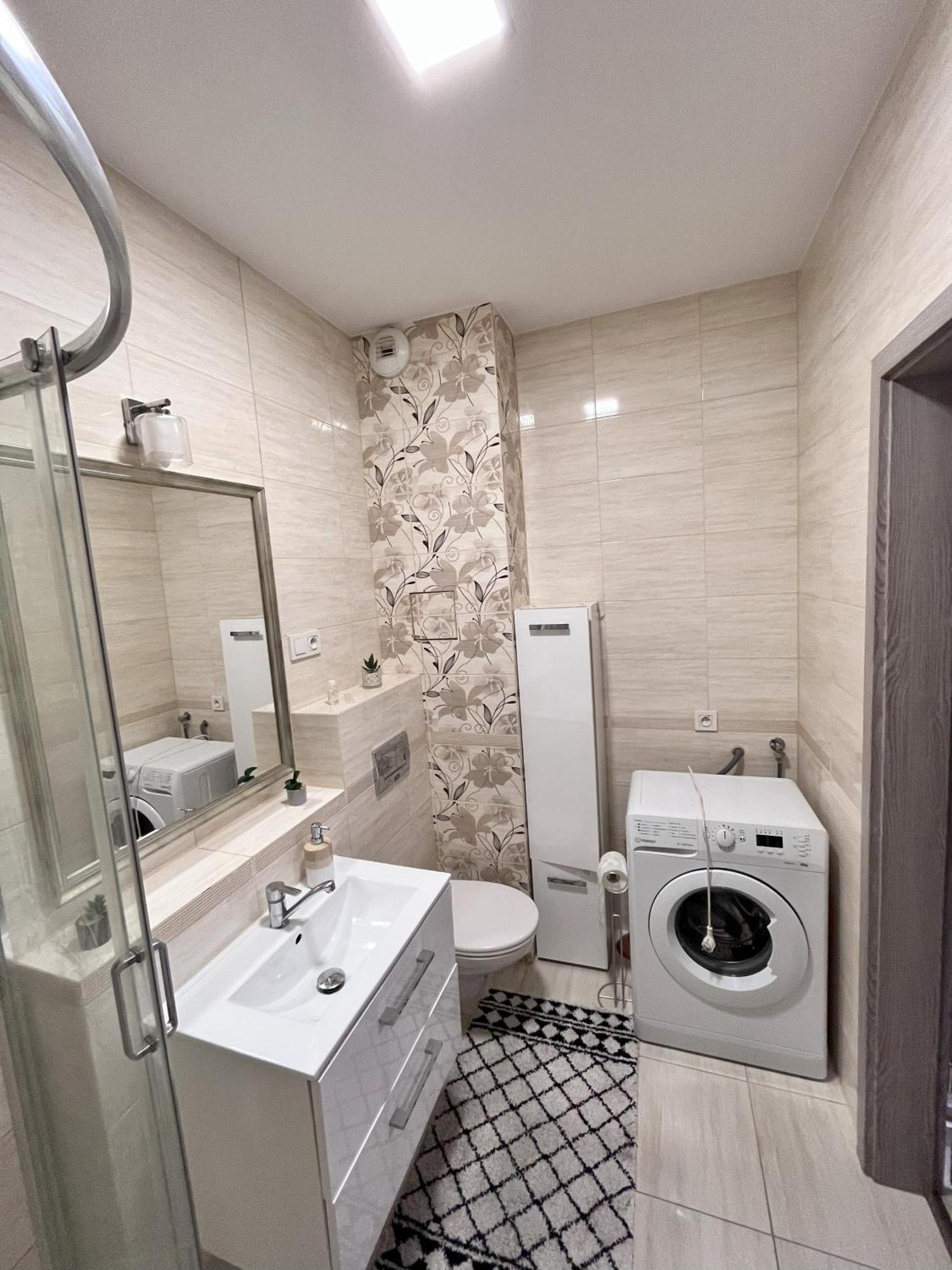 Metro Slodowiec Free Parking Apartment *