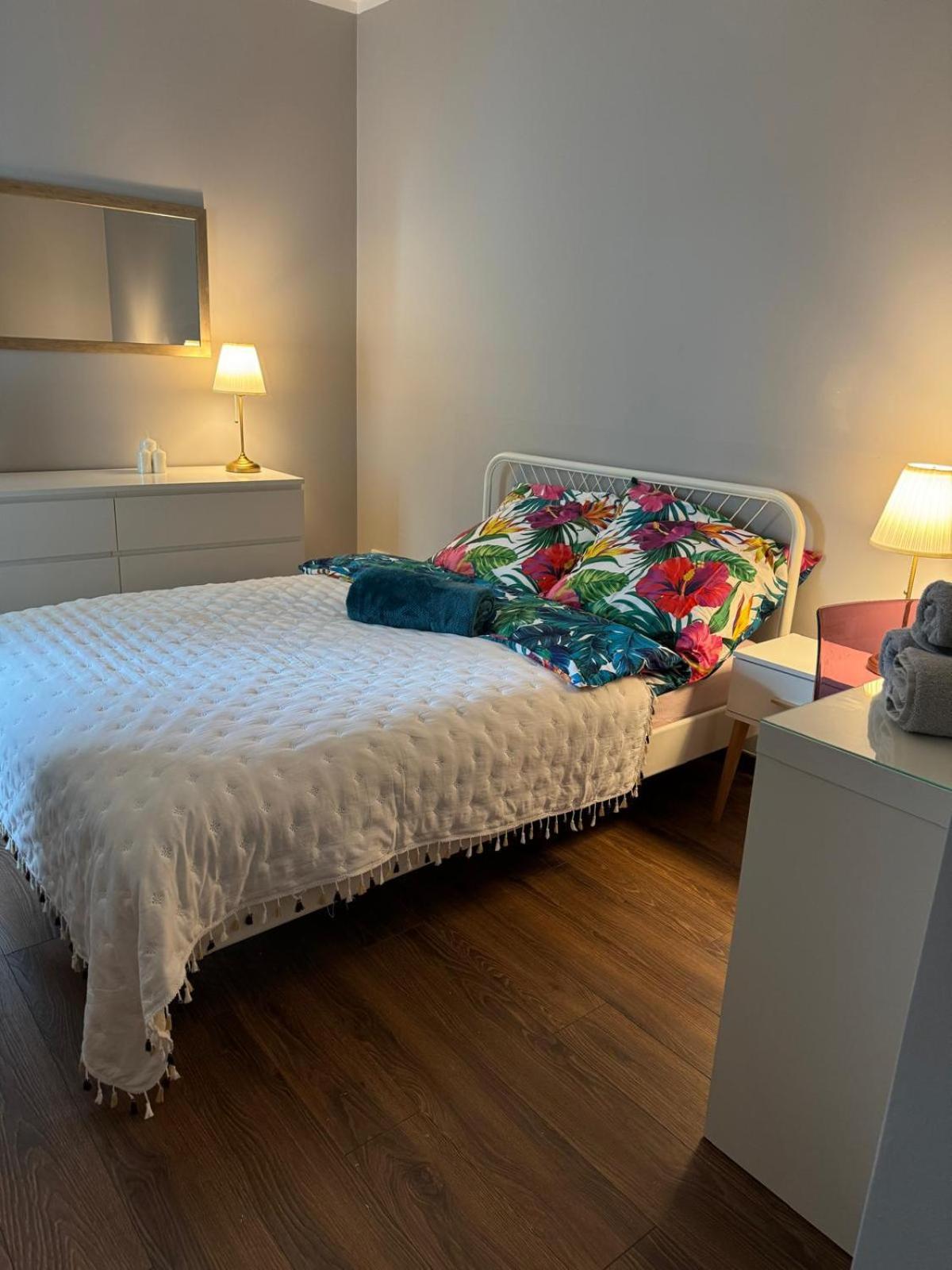 Apartment Metro Slodowiec Free Parking