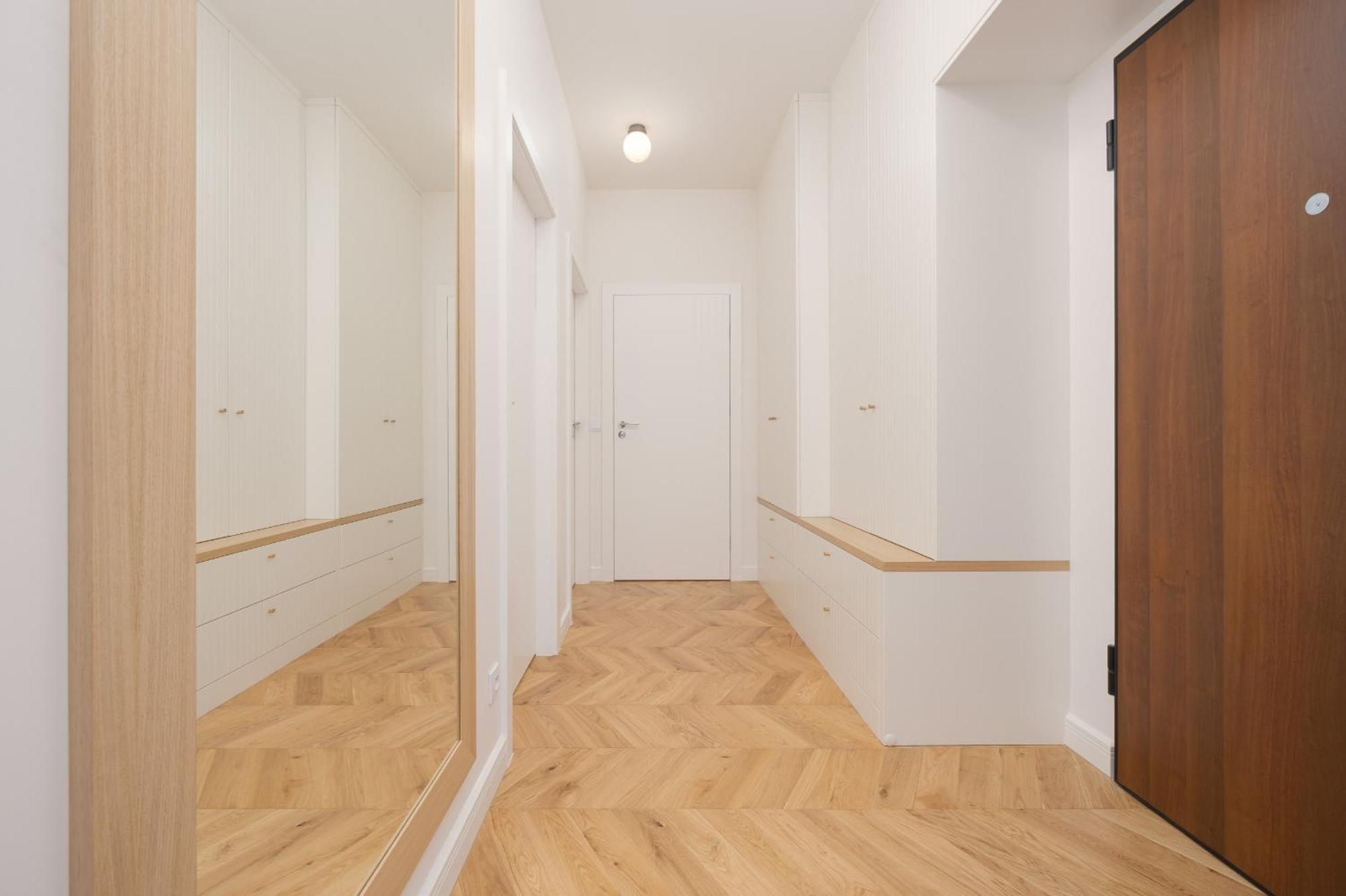 Apartment Wilanow Family With Parking & Gym By Renters Prestige Warsaw