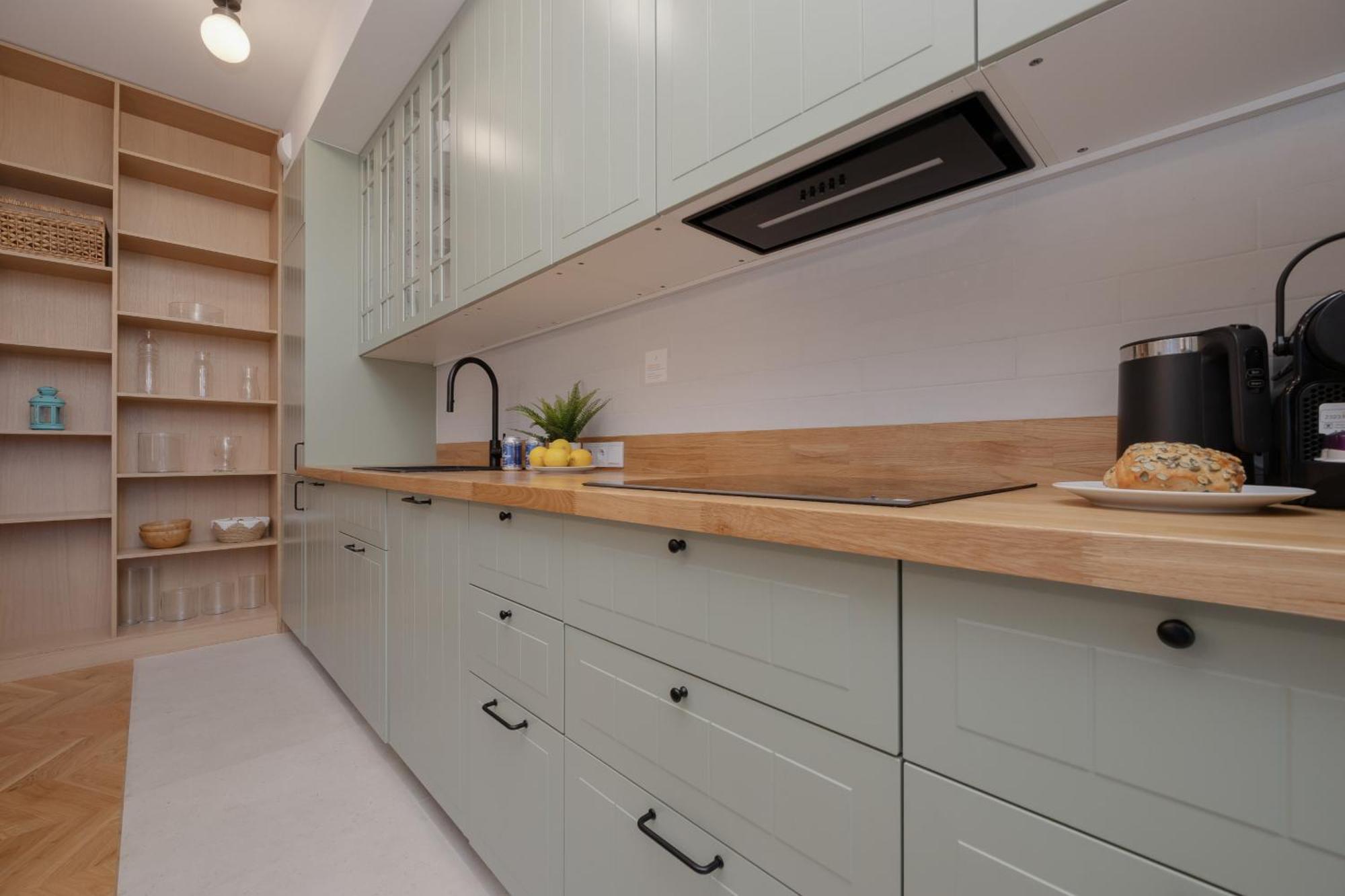 Wilanow Family With Parking & Gym By Renters Prestige Apartment